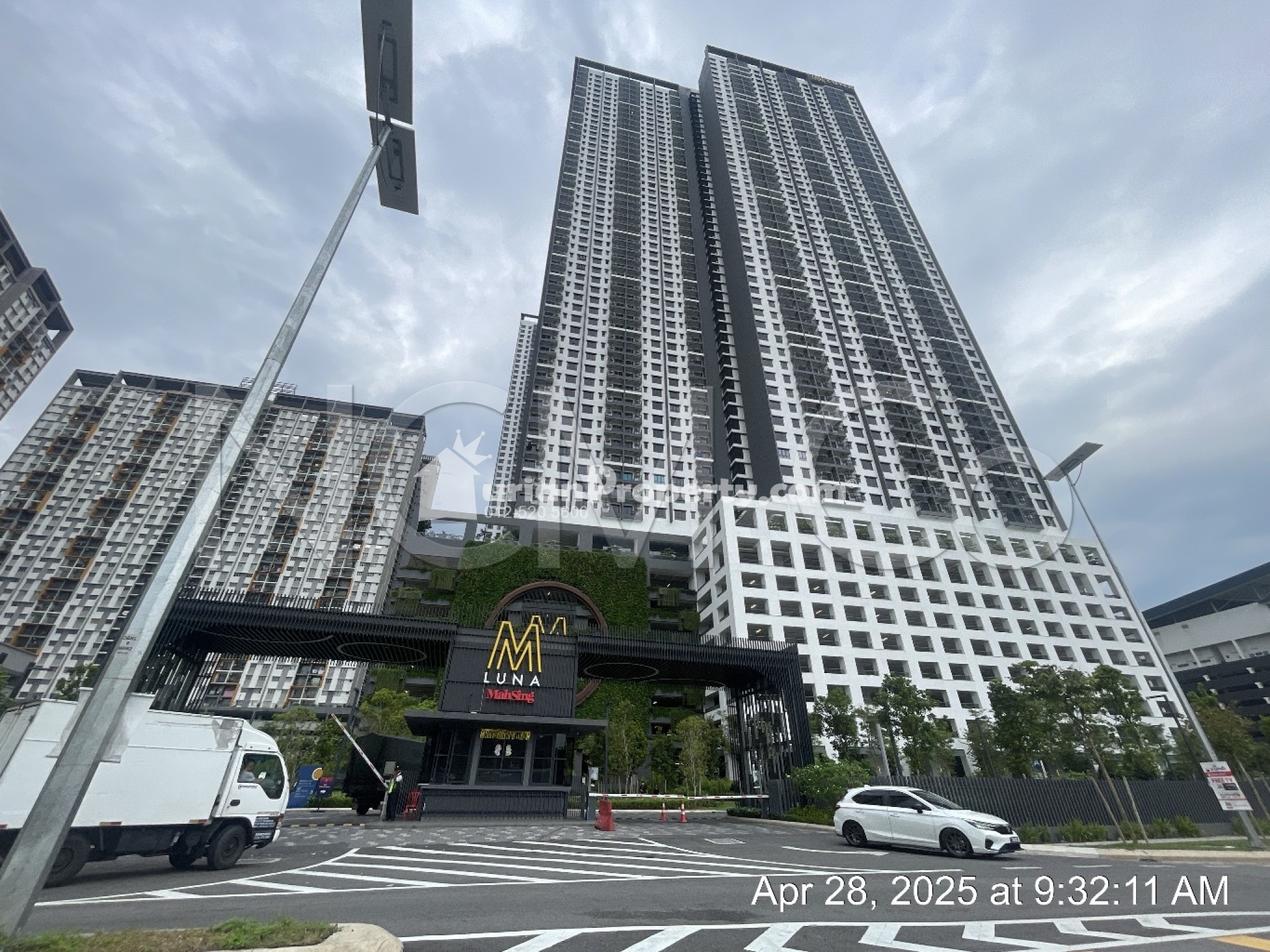 Serviced Residence For Auction at M Luna