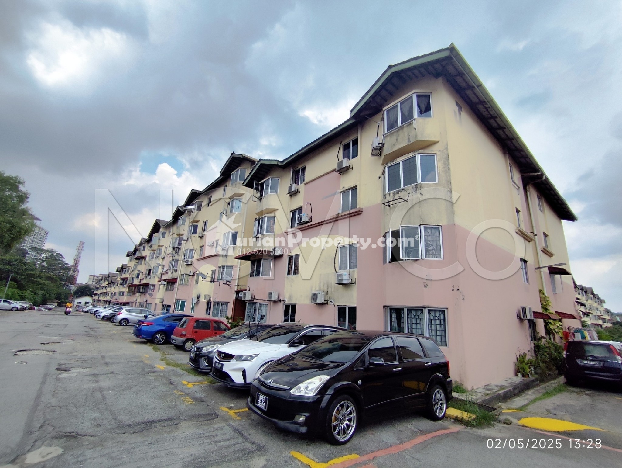 Apartment For Auction at Permai Apartment