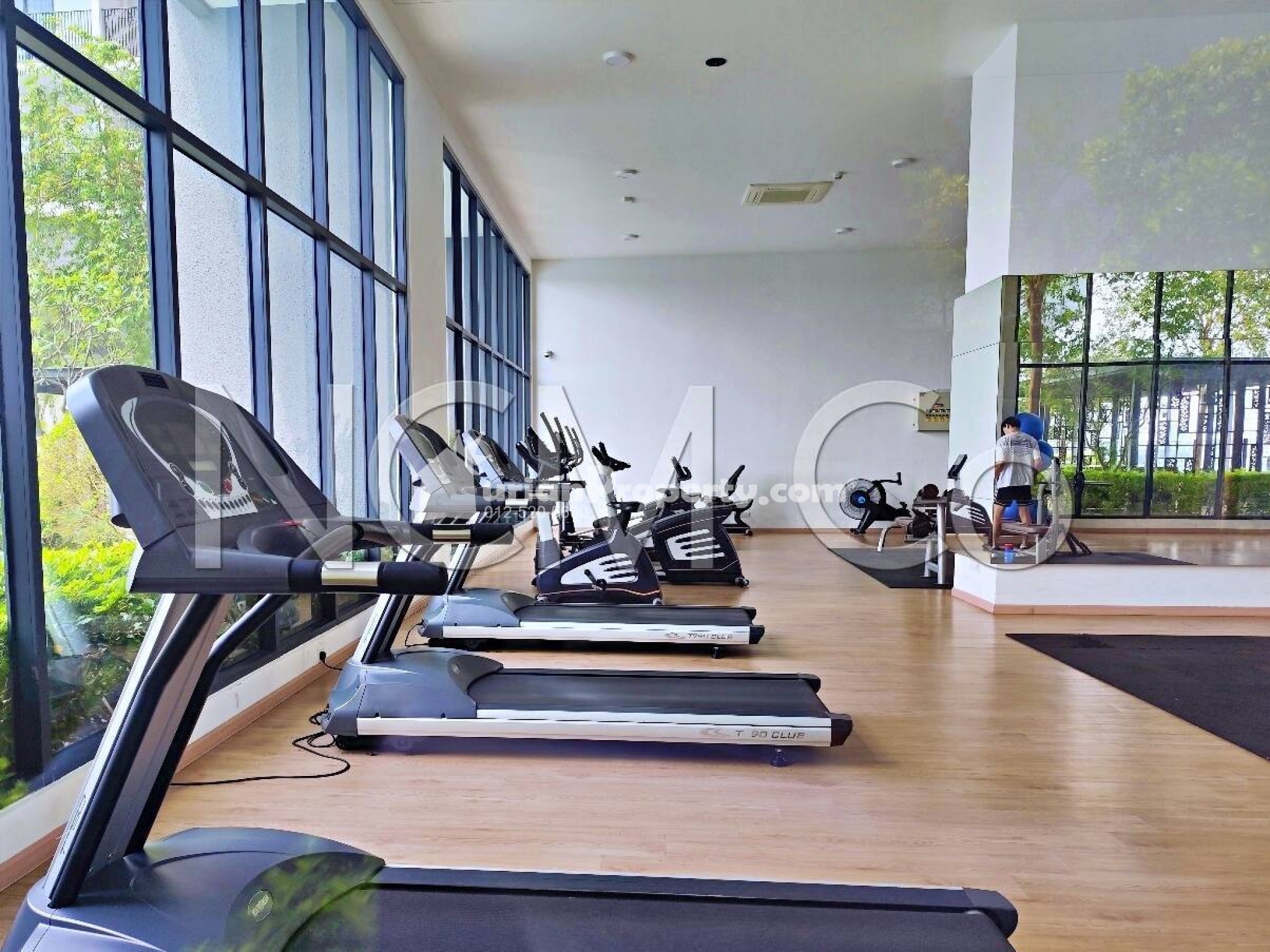 Serviced Residence For Auction at Emporis