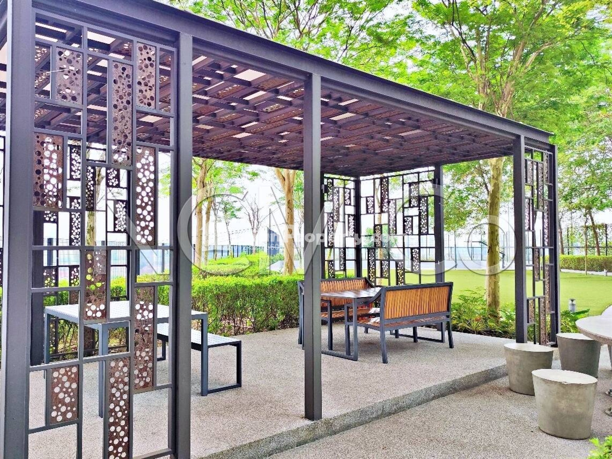 Serviced Residence For Auction at Emporis