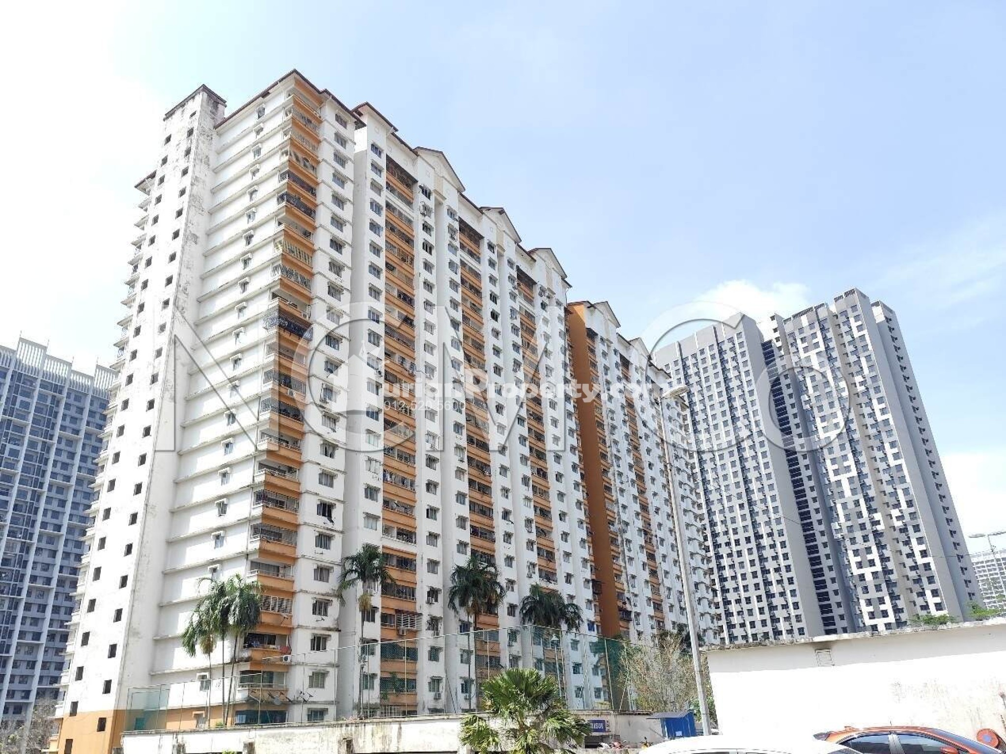 Apartment For Auction at Flora Damansara Apartment