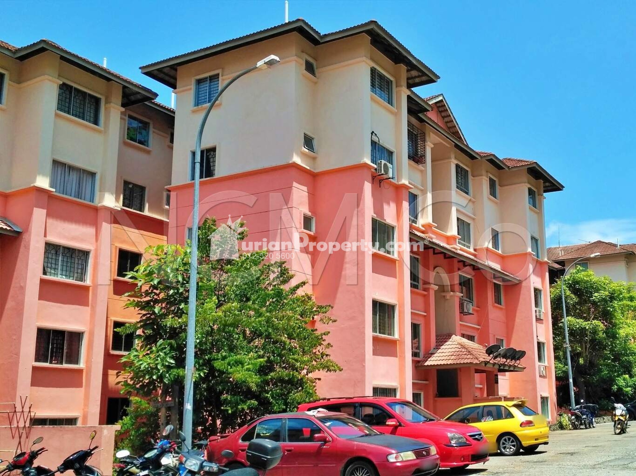 Apartment For Auction at Astana Alam 2