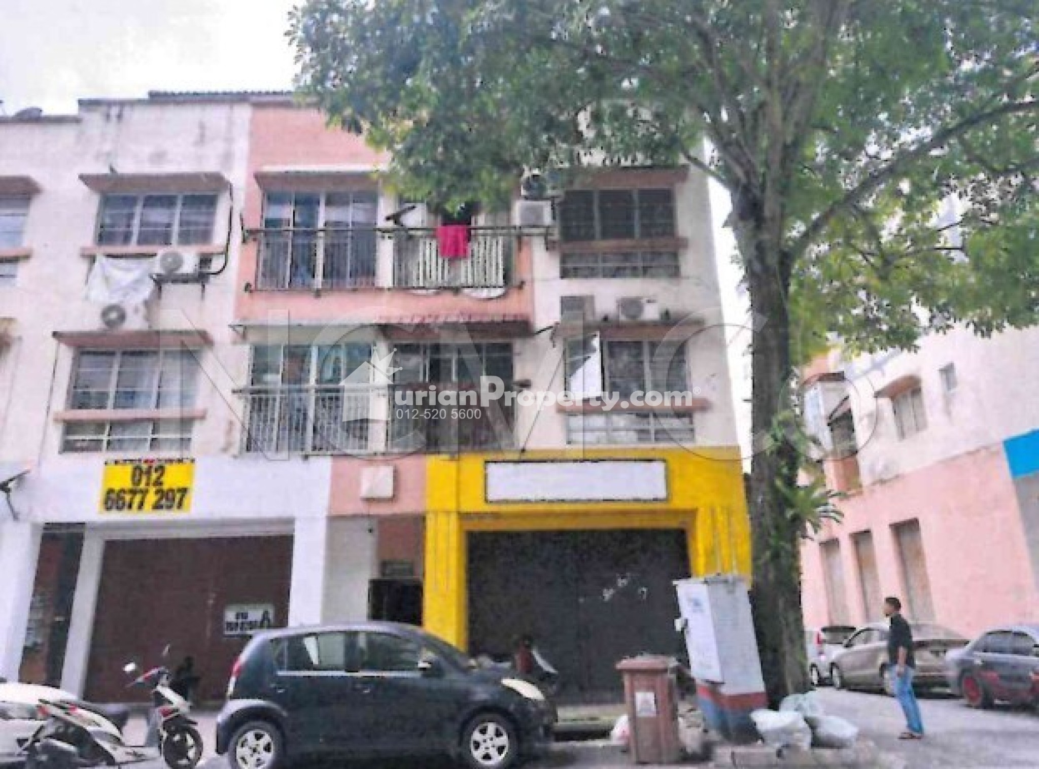 Apartment For Auction at Vista Shop Apartment