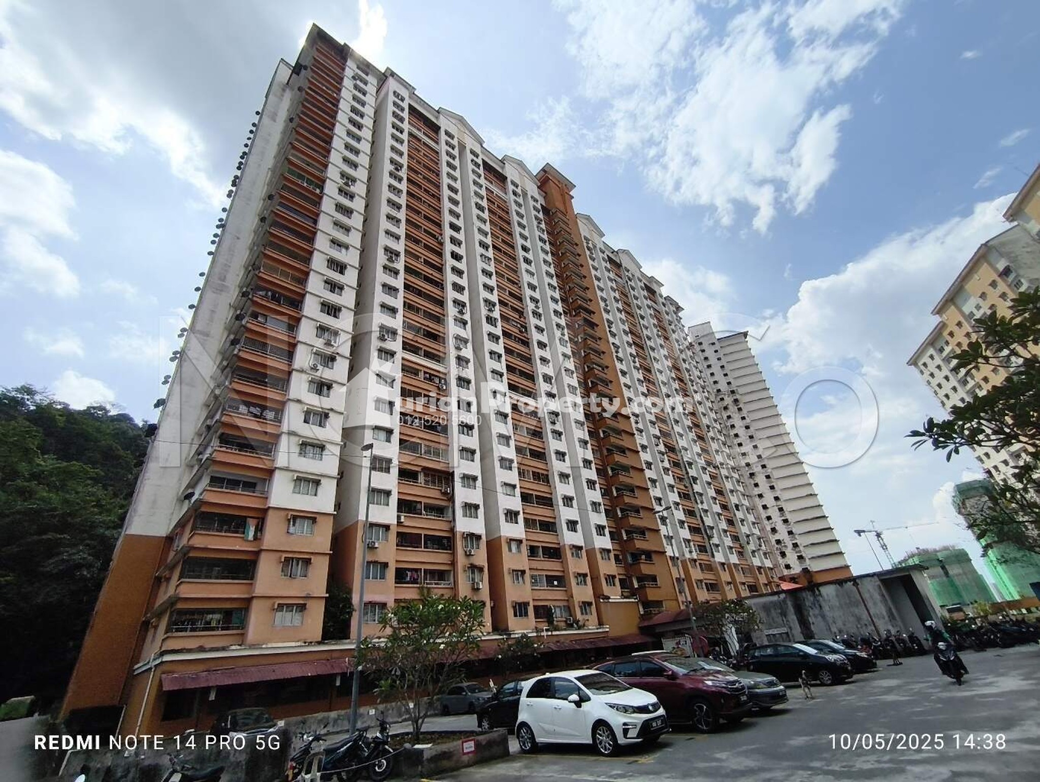 Apartment For Auction at Flora Damansara Apartment