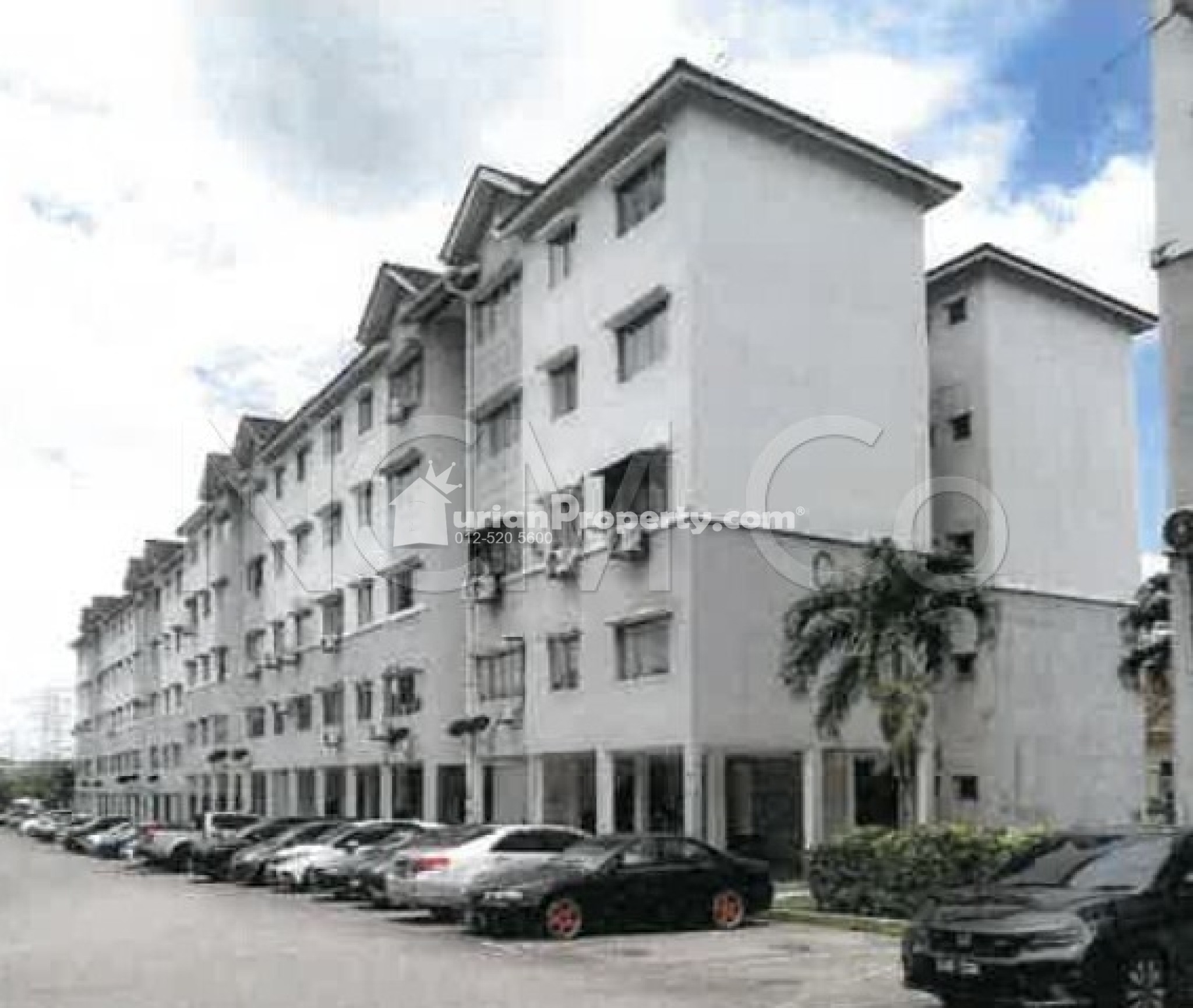 Flat For Auction at Taman Pulai Flora