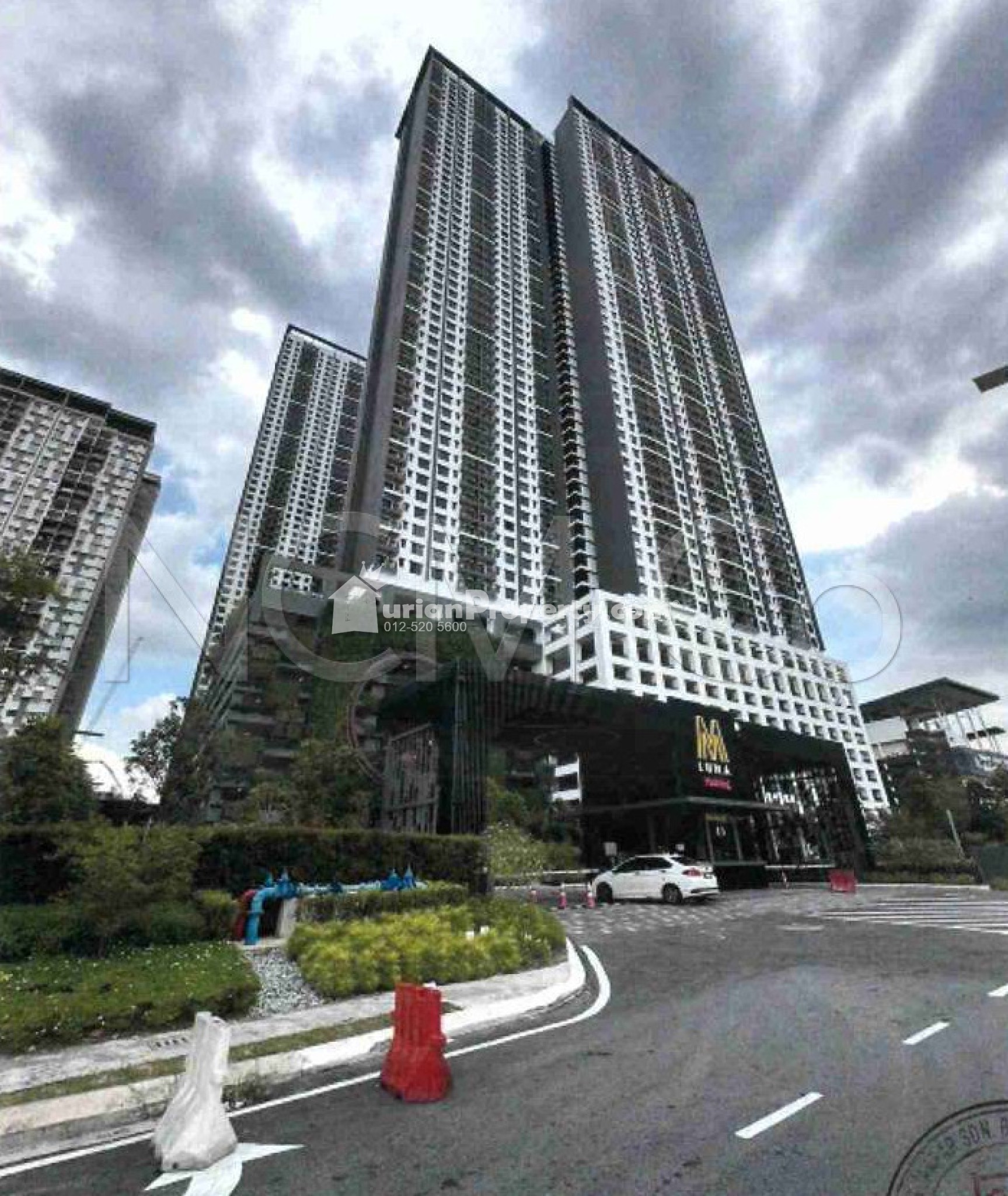 Condo For Auction at M Luna
