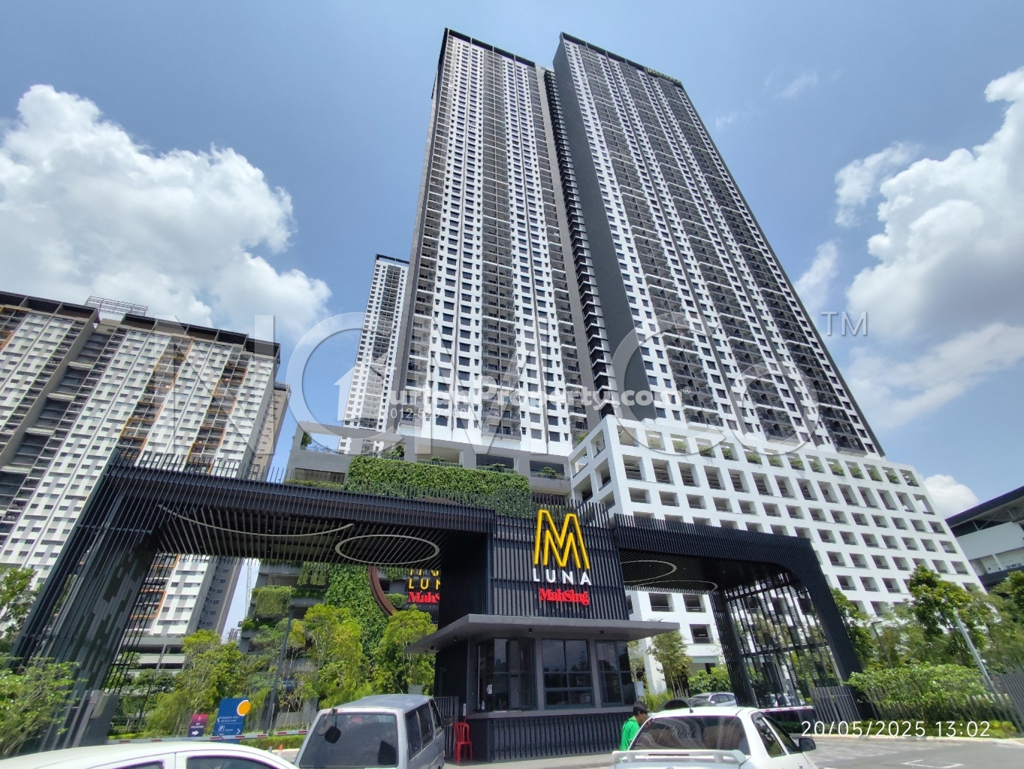 Serviced Residence For Auction at M Luna