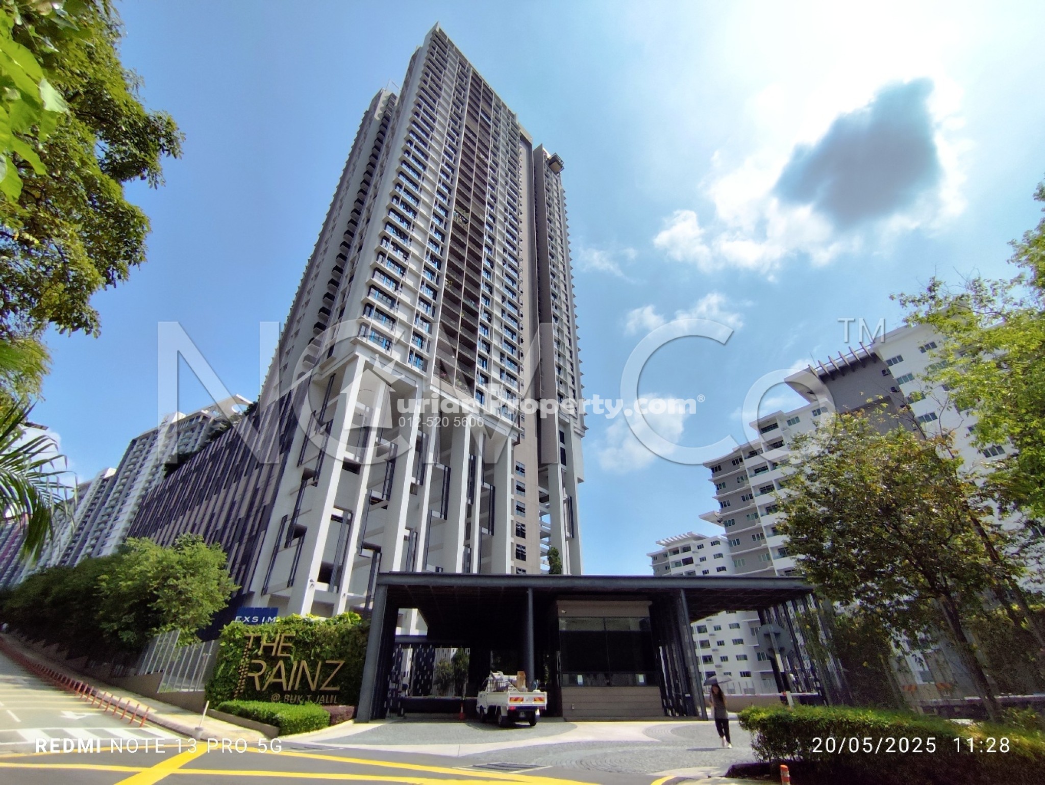 Condo For Auction at The Rainz
