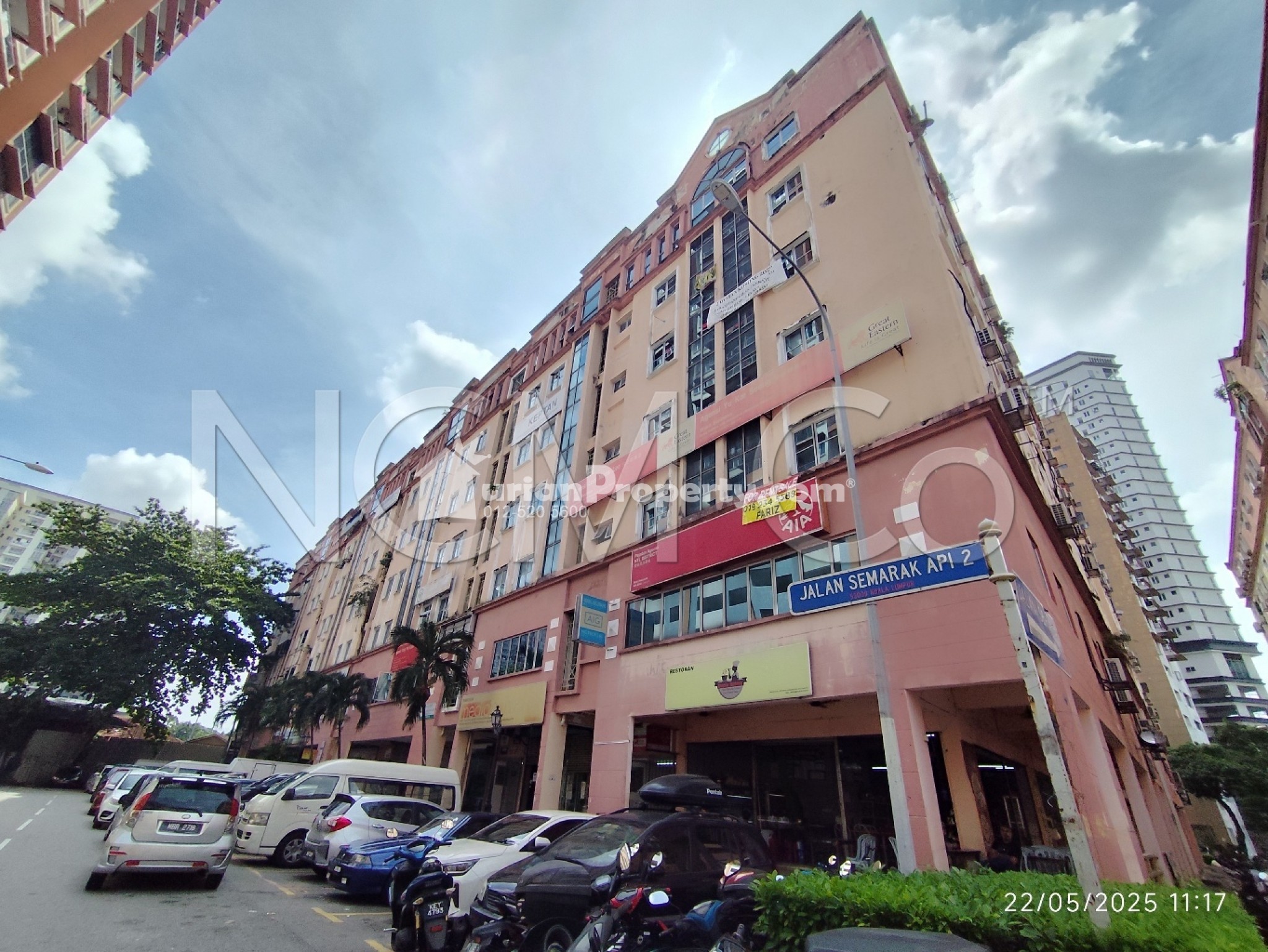 Office For Auction at Diamond Square