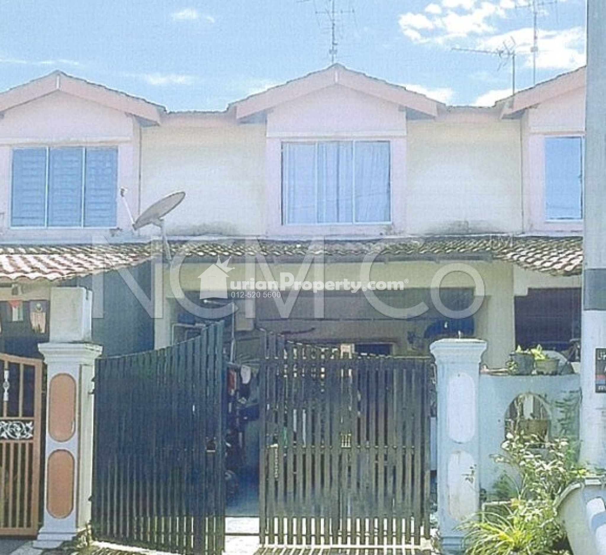 Terrace House For Auction at Taman Scientex