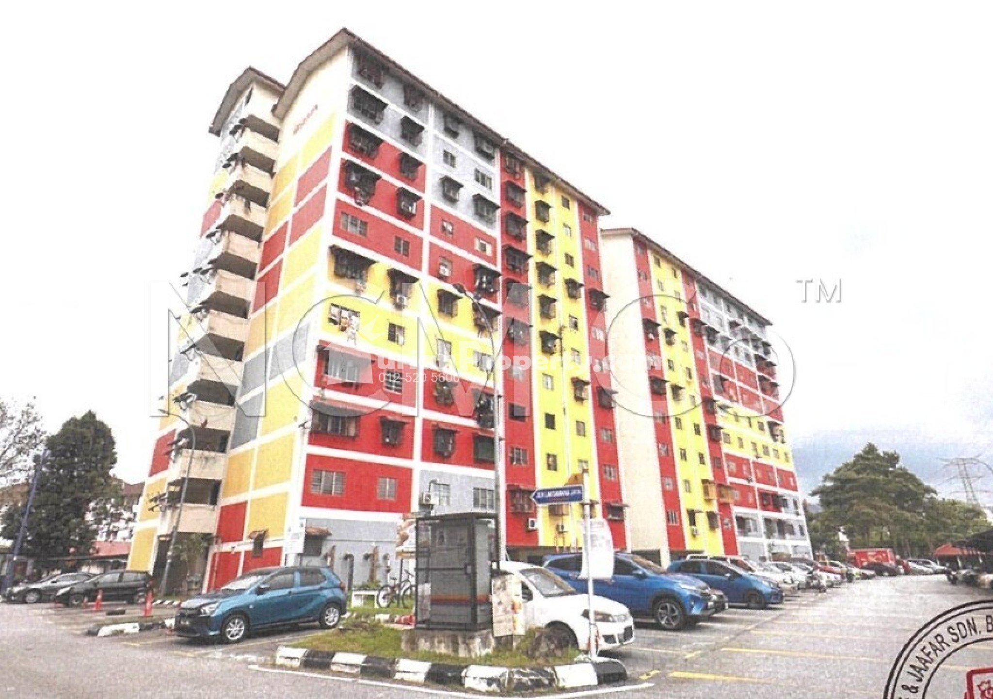 Flat For Auction at Pangsapuri Laksamana Jaya