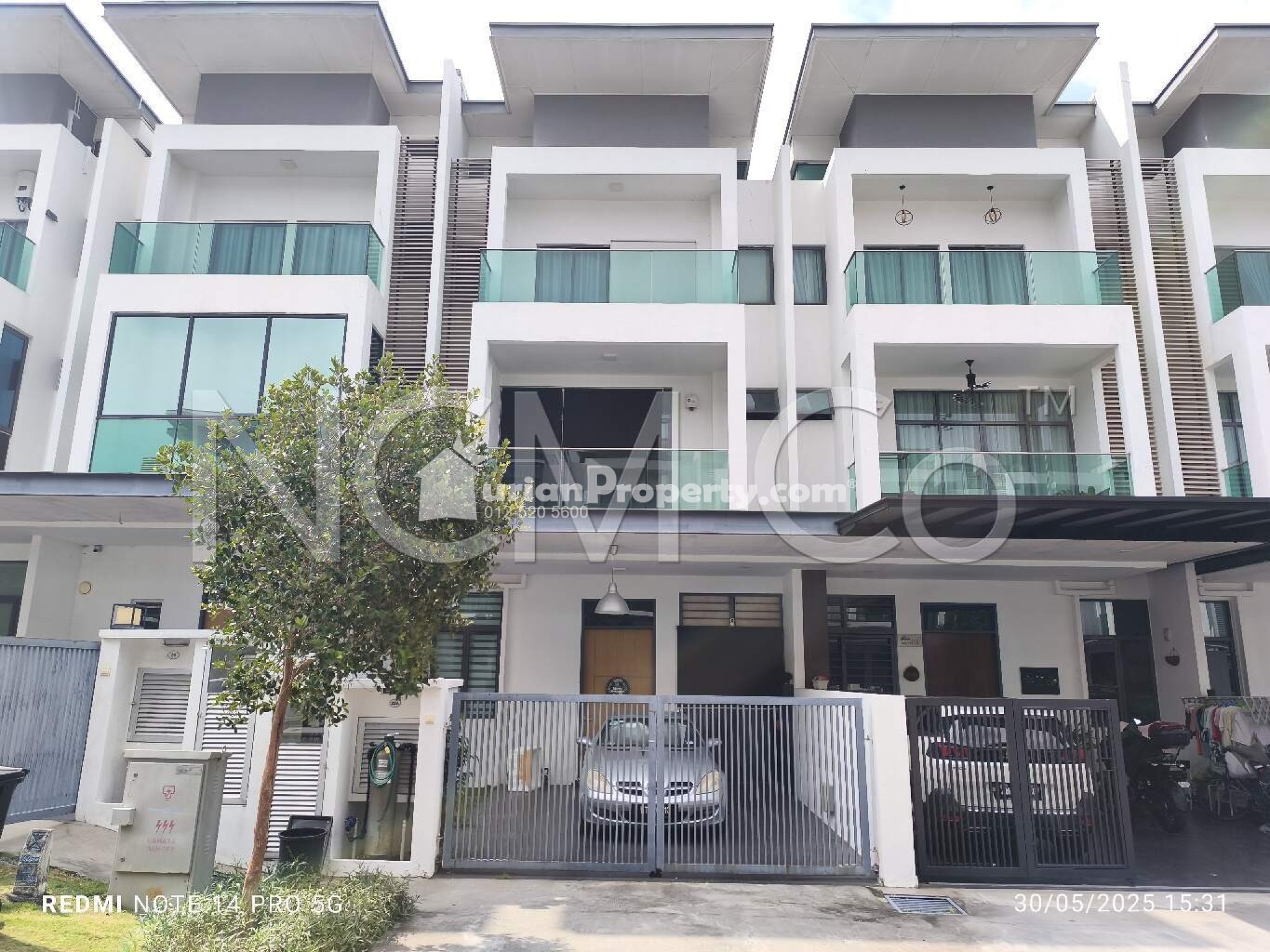 Terrace House For Auction at Taman Nusaputra Timur
