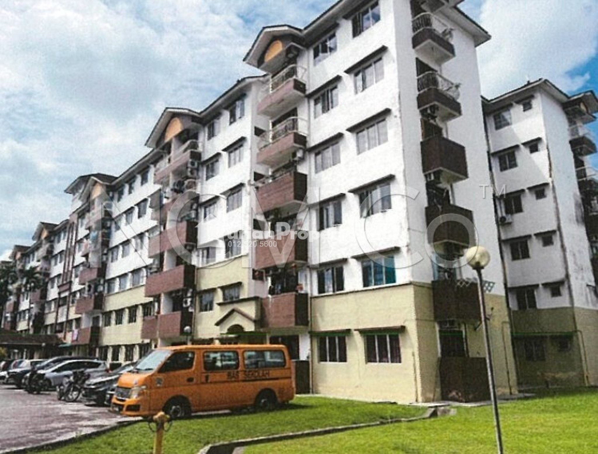 Apartment For Auction at Sri Kenari Apartment (Tampoi Indah)