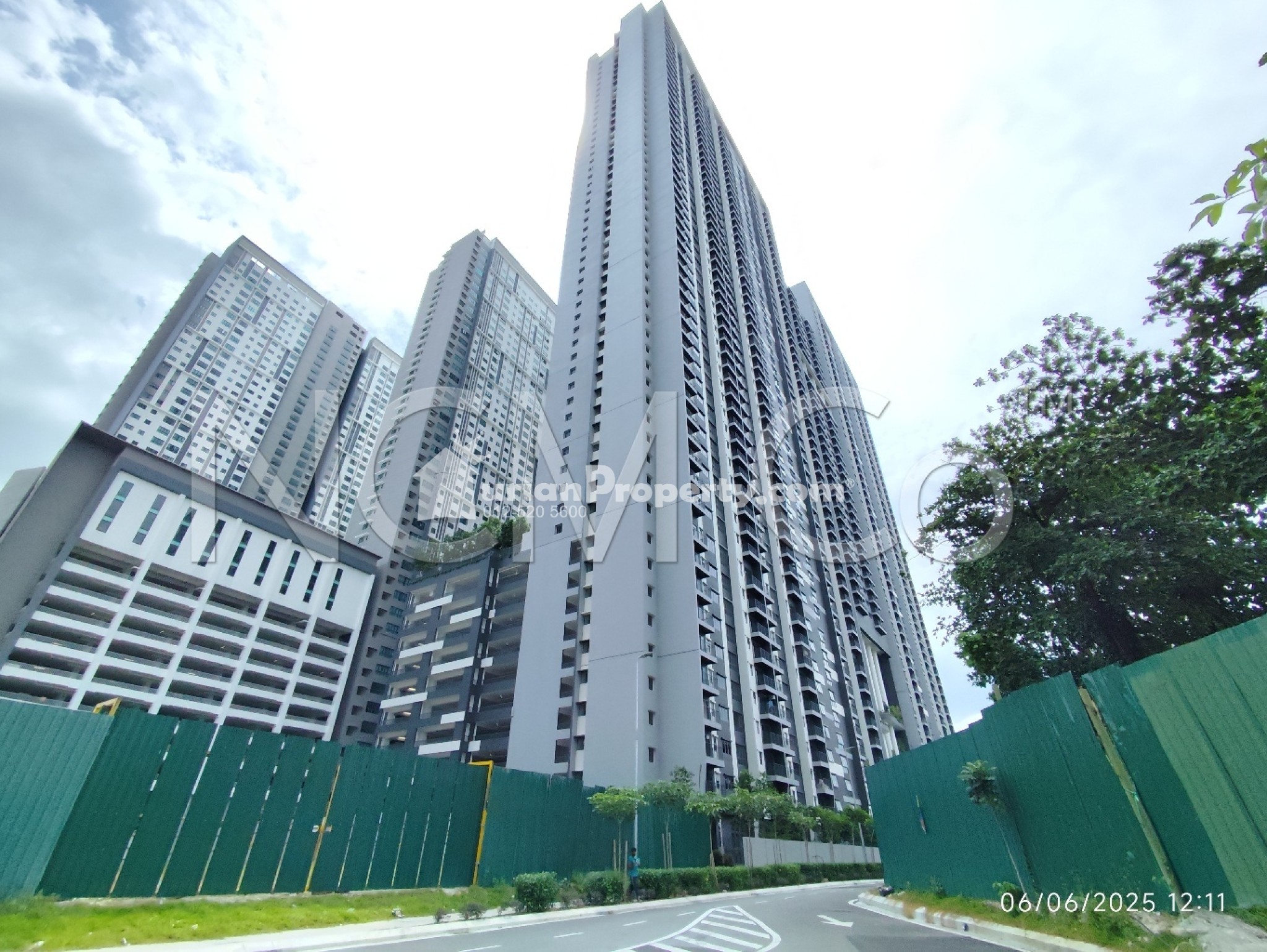 Condo For Auction at M Arisa