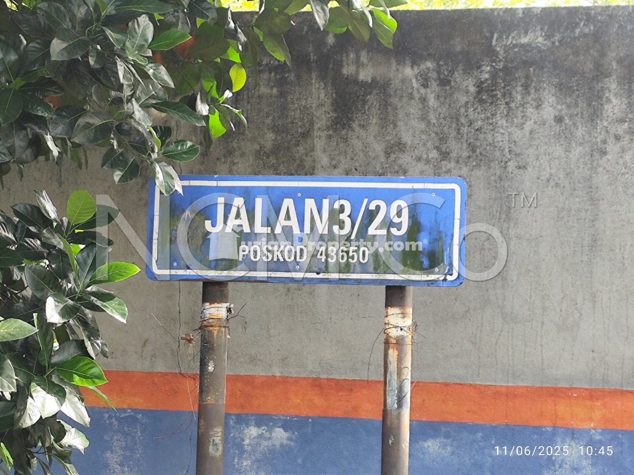 Terrace House For Auction at Bangi Perdana
