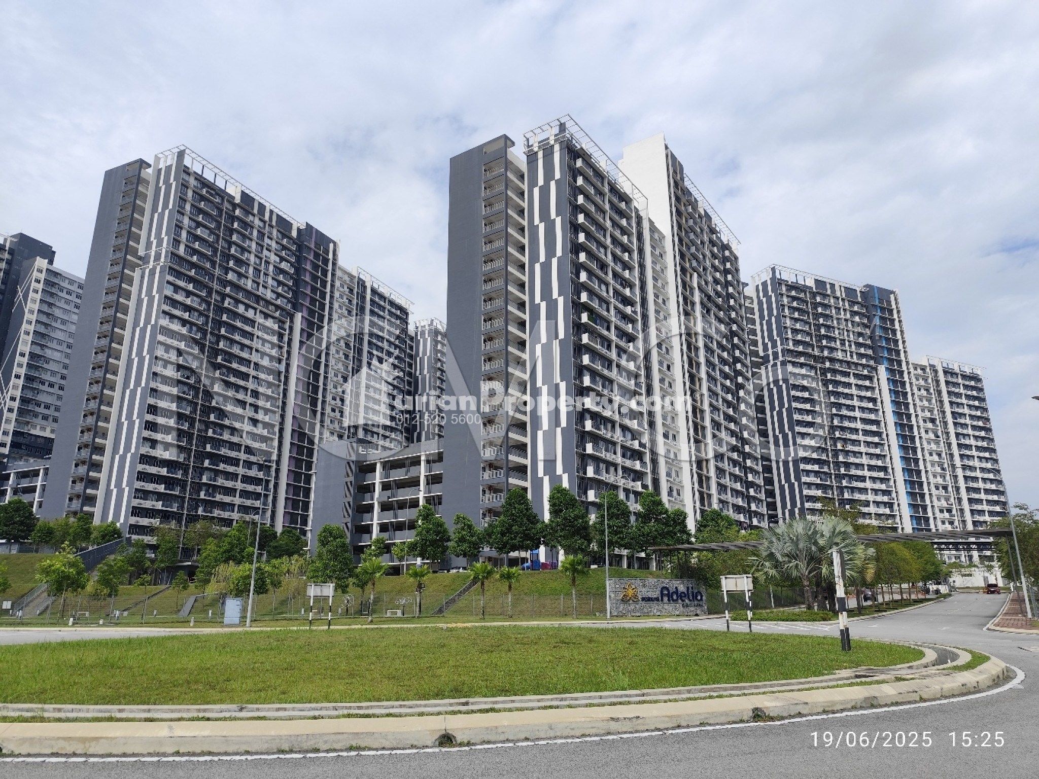 Apartment For Auction at Residensi Adelia