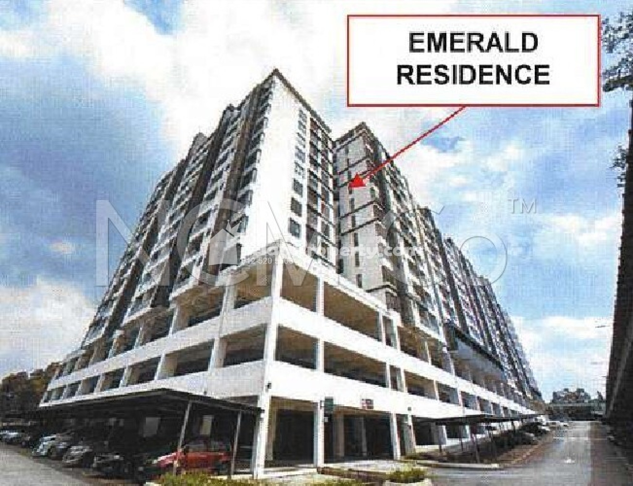 Condo For Auction at Emerald Residence