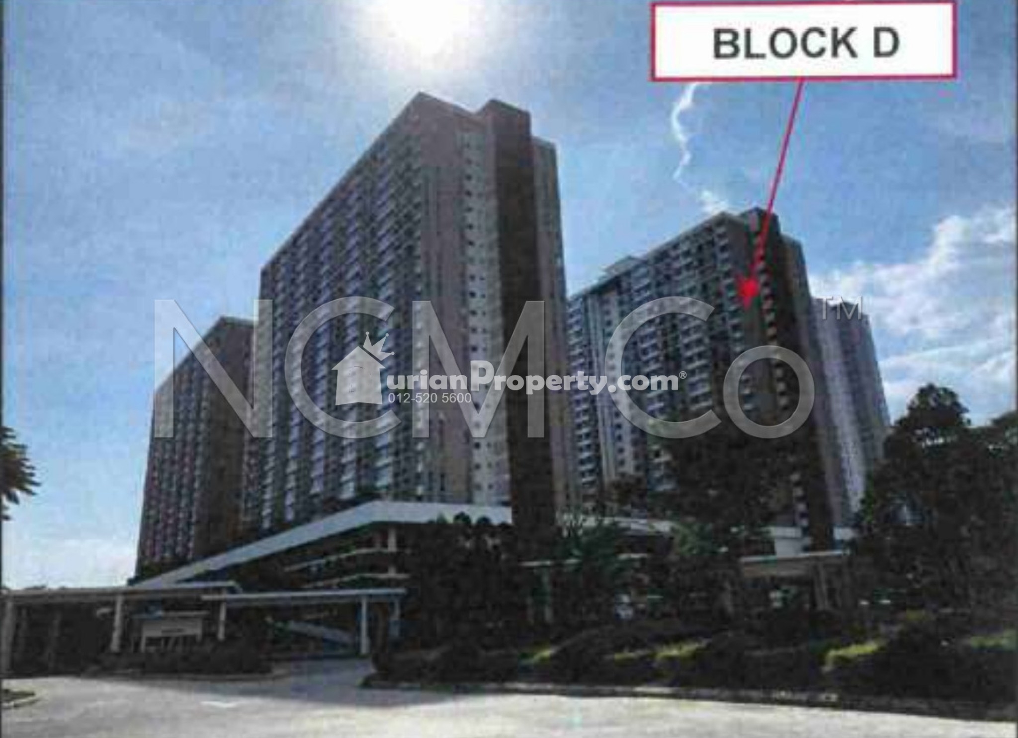 Apartment For Auction at Lakefront Homes