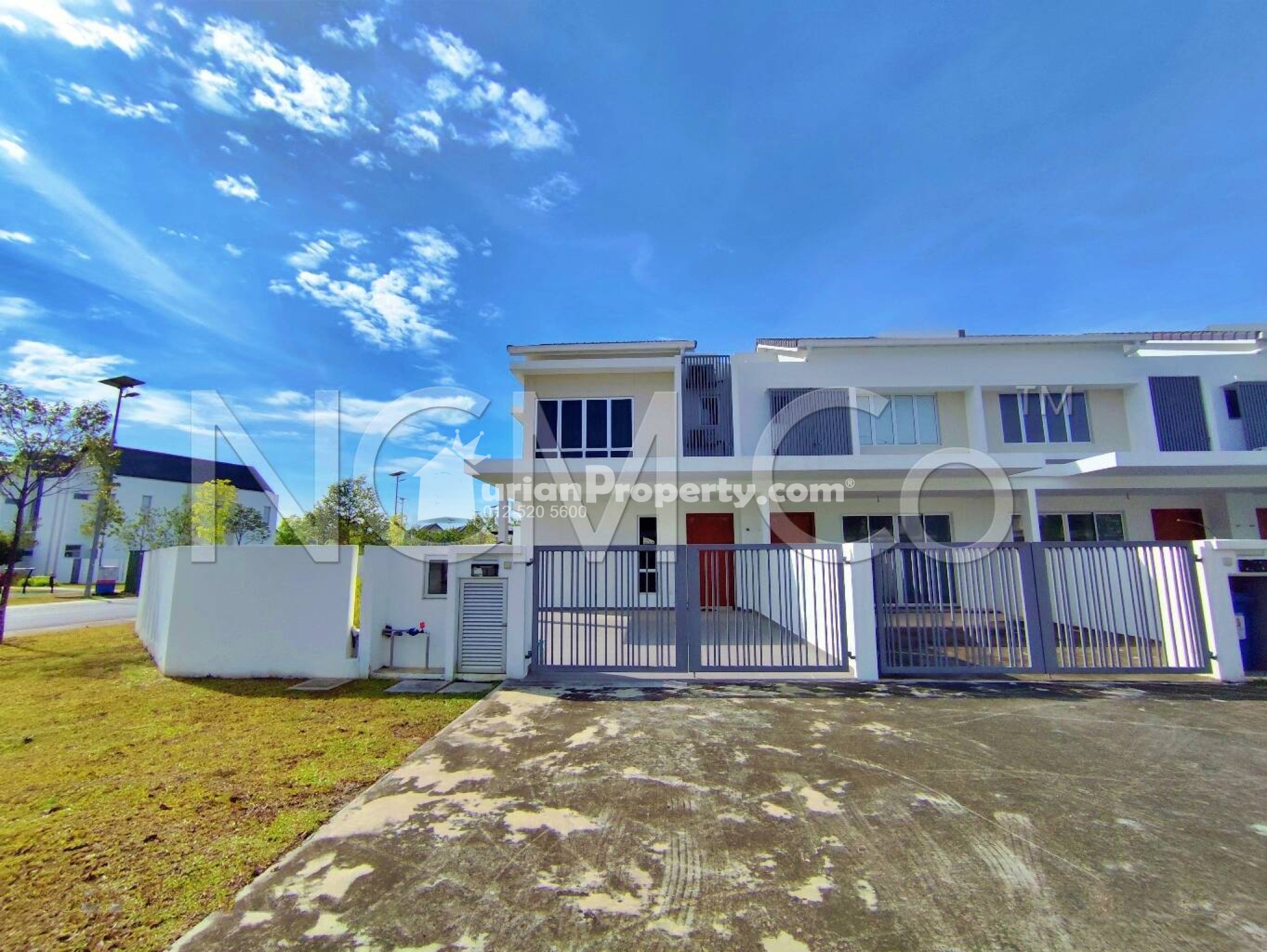 Terrace House For Auction at Palma Sands