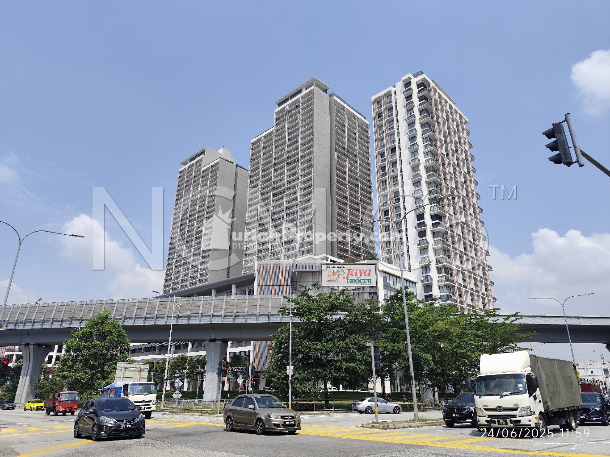 Serviced Residence For Auction at Emporis