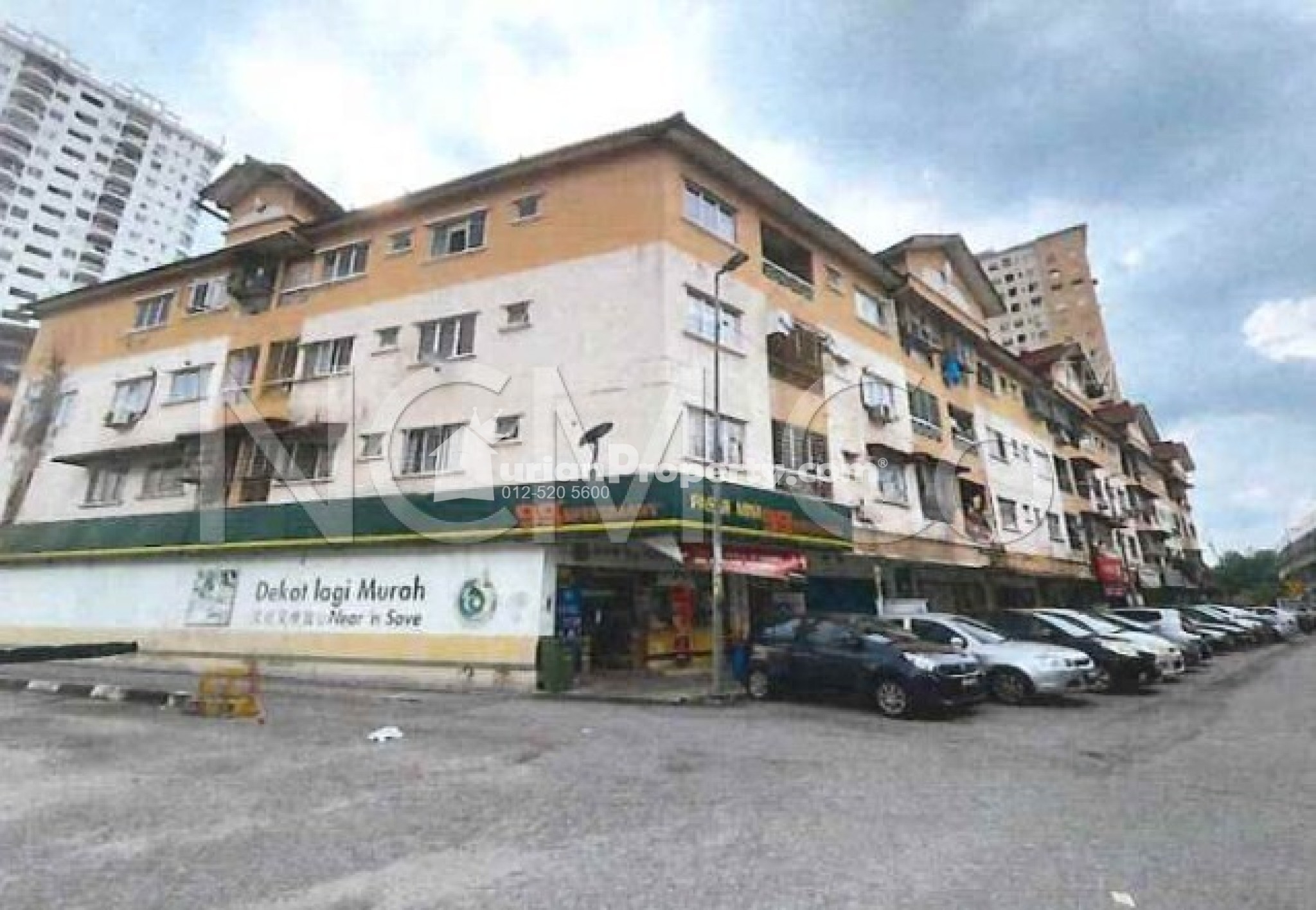 Apartment For Auction at Puncak Desa Apartment