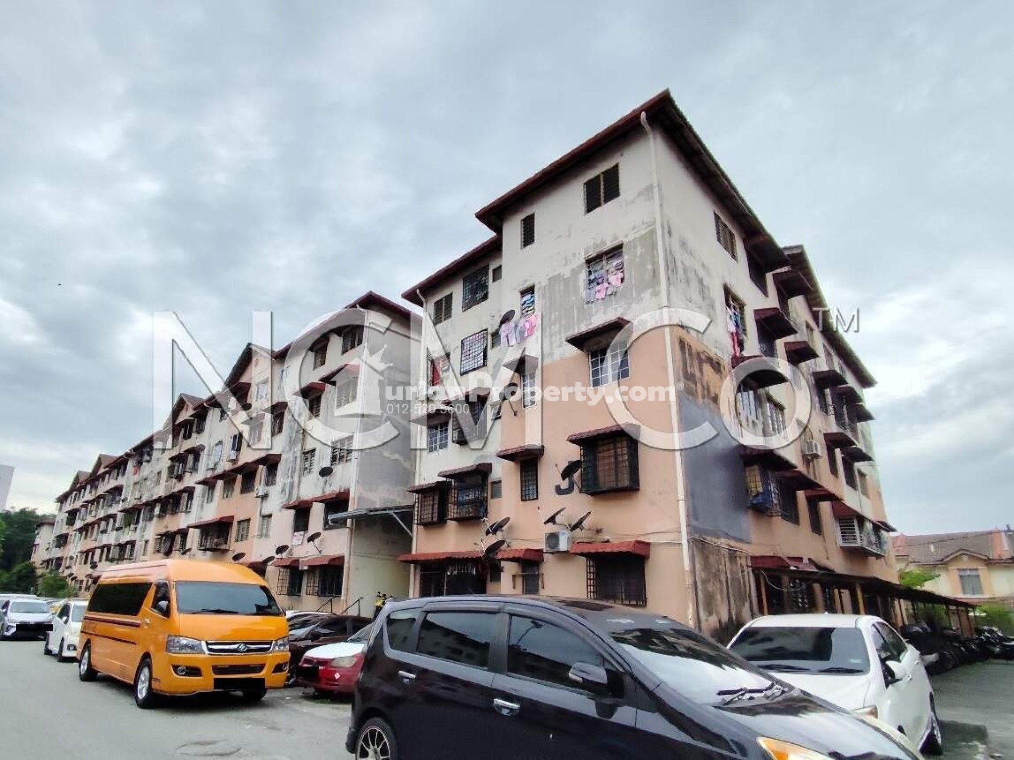 Apartment For Auction at Harmoni Apartment