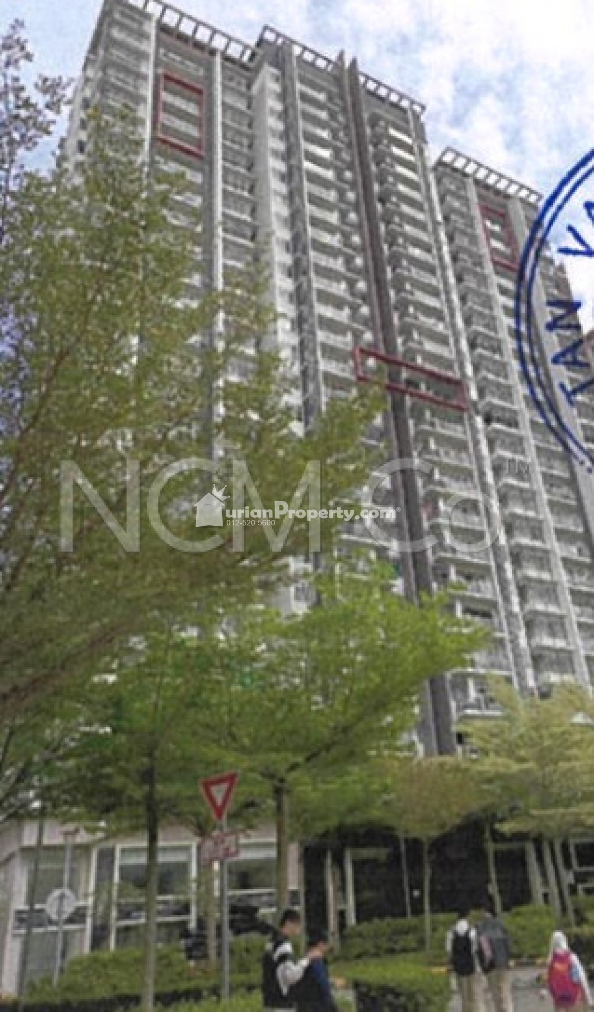 Apartment For Auction at Dwiputra Residences