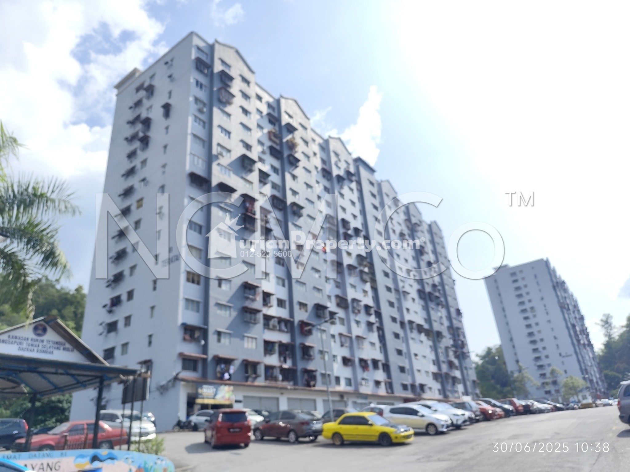 Apartment For Auction at Selayang Mulia Apartment Mawar & Teratai