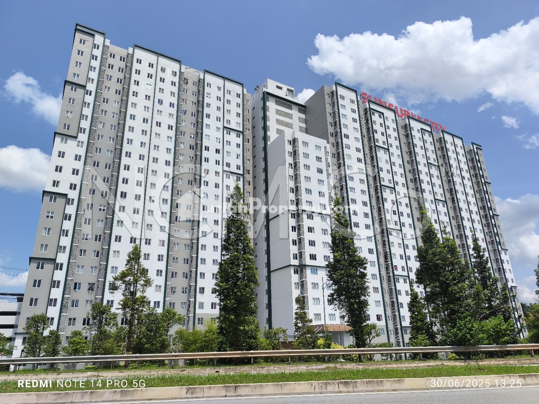 Serviced Residence For Auction at Tangerine Suite
