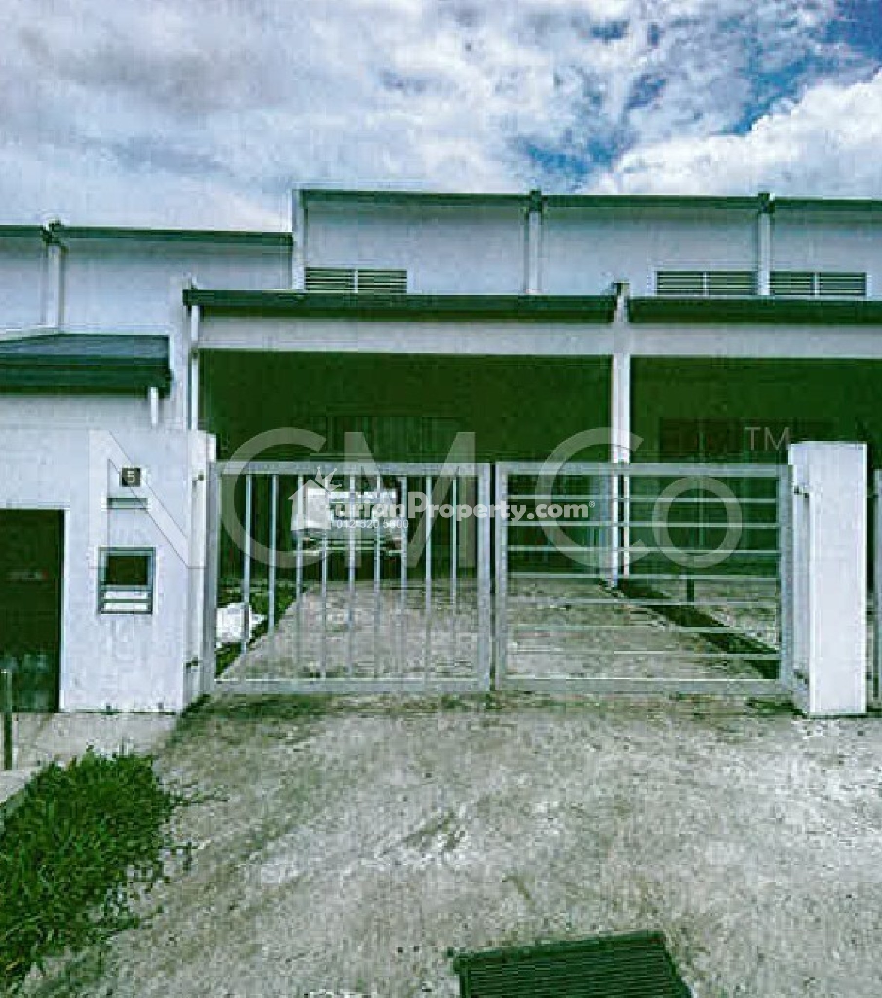 Terrace House For Auction at Taman Flamingo