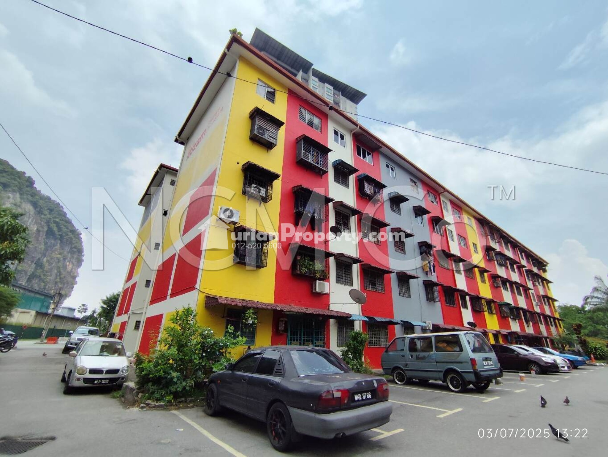 Apartment For Auction at Putri Laksamana