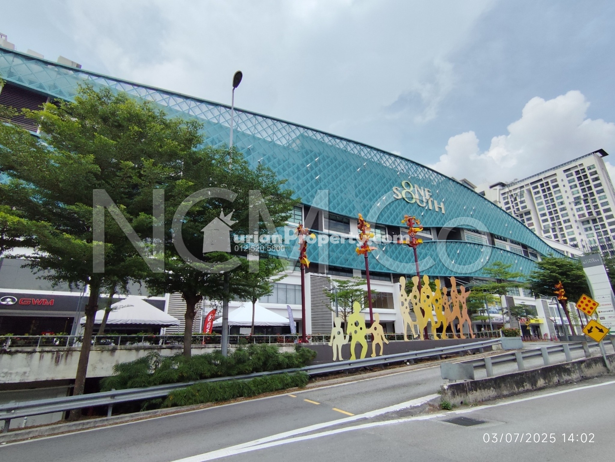 Retail Space For Auction at One South Street Mall