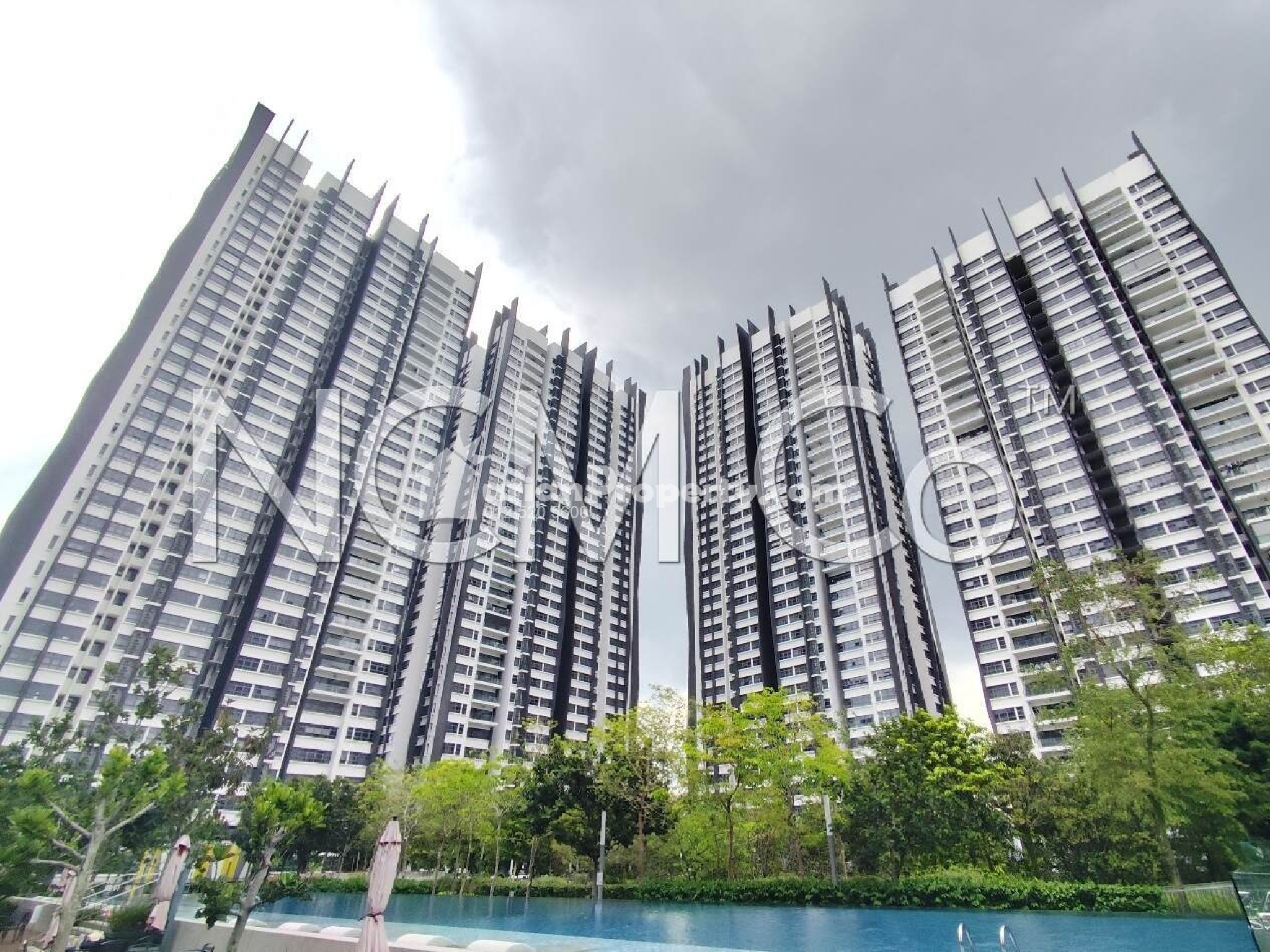 Serviced Residence For Auction at Lakeville Residence
