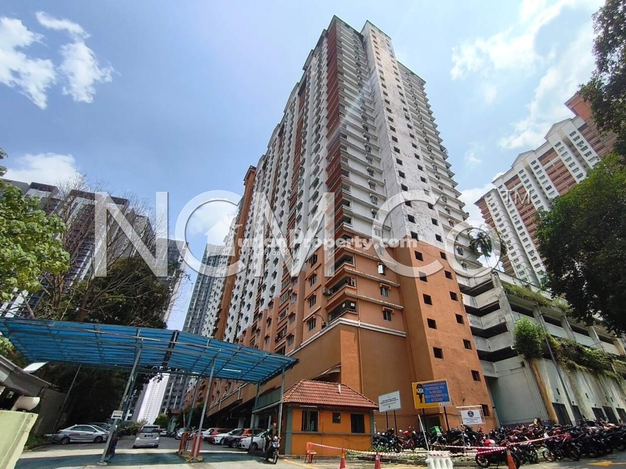 Apartment For Auction at Flora Damansara Apartment