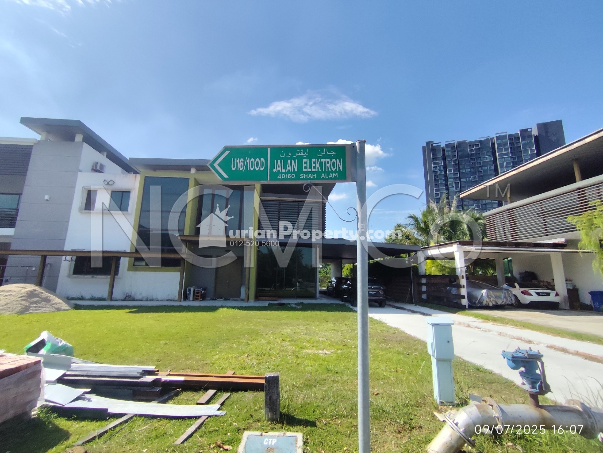 Semi D For Auction at Denai Alam