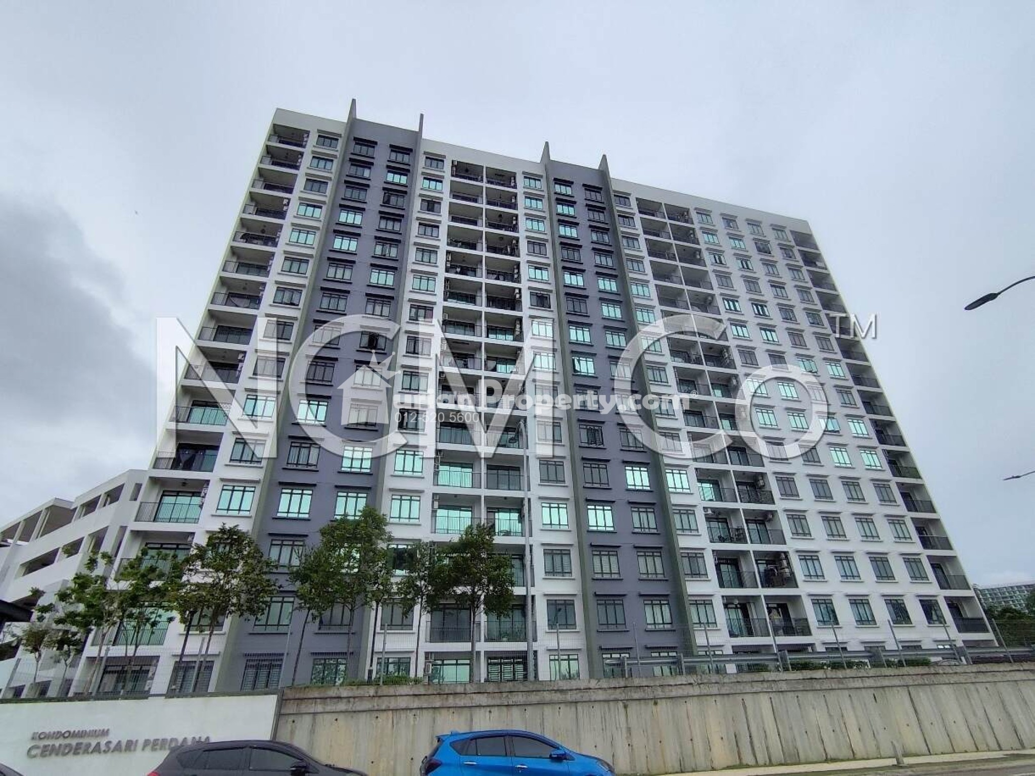Condo For Auction at Cenderasari Perdana Condominium