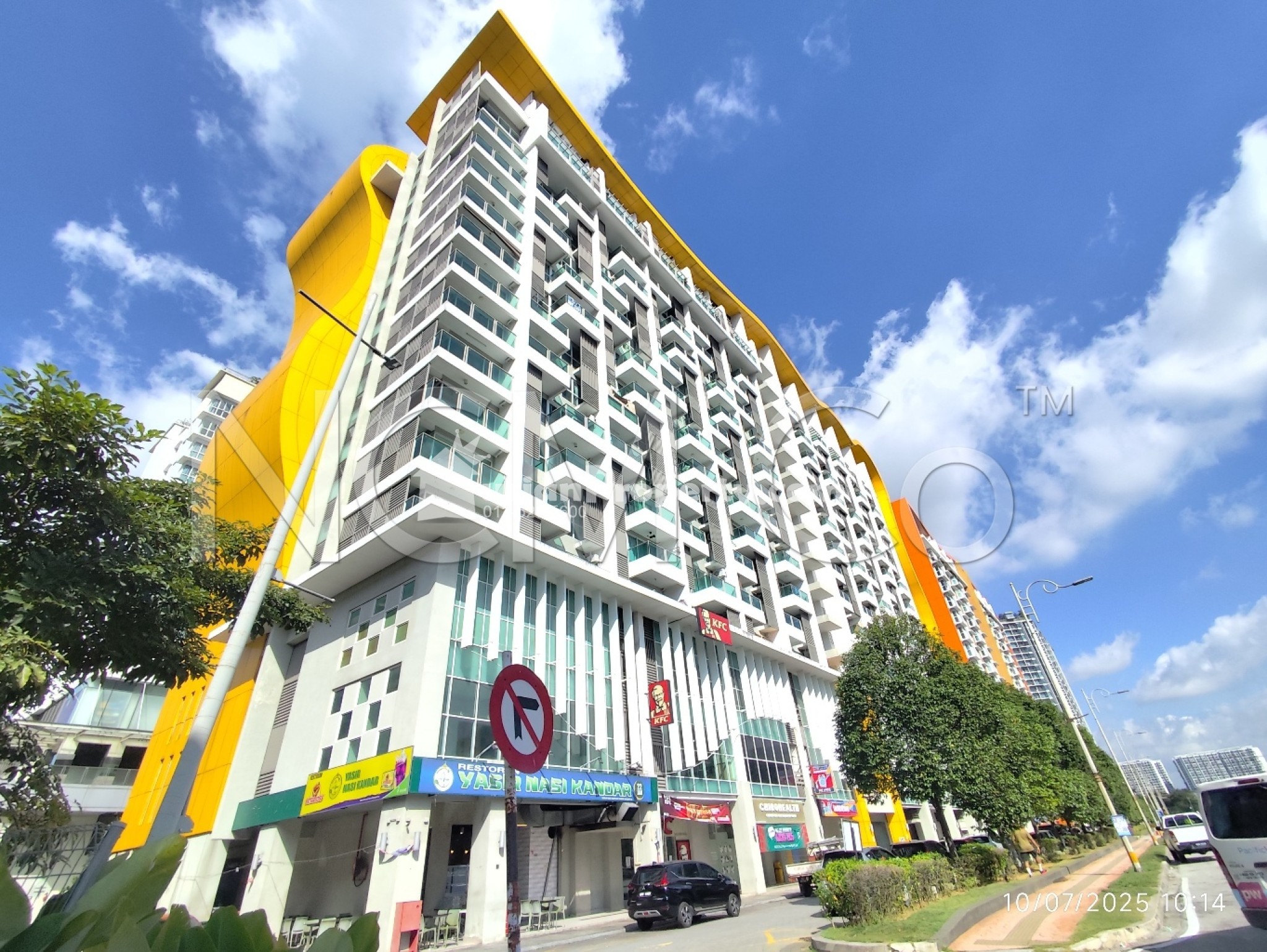 Office For Auction at Pacific Place