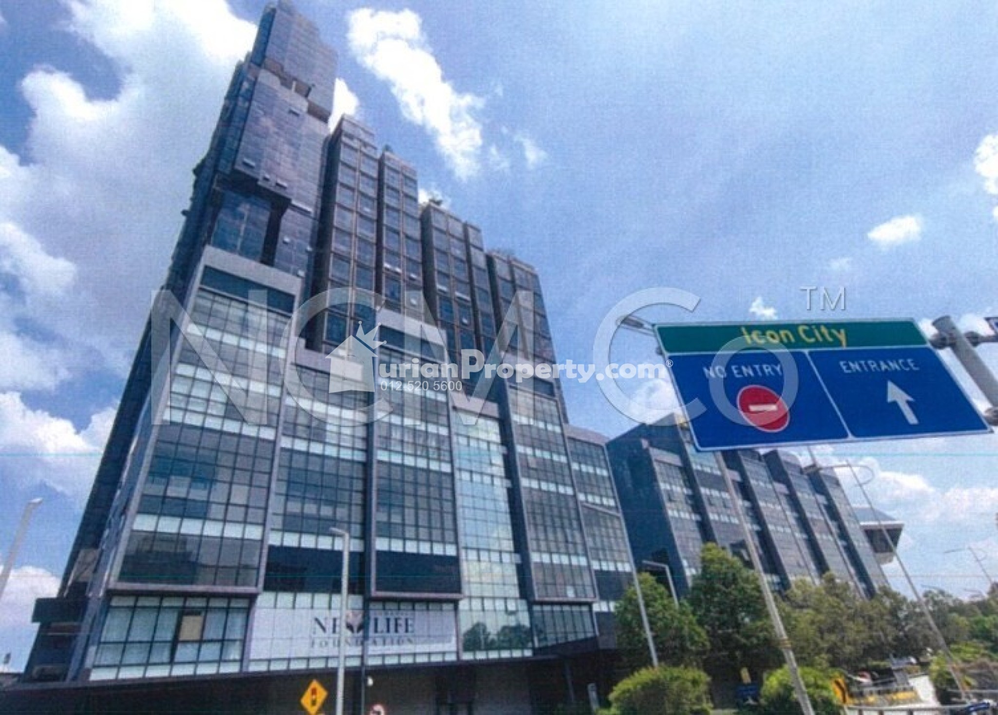 Serviced Residence For Auction at Icon Residenz