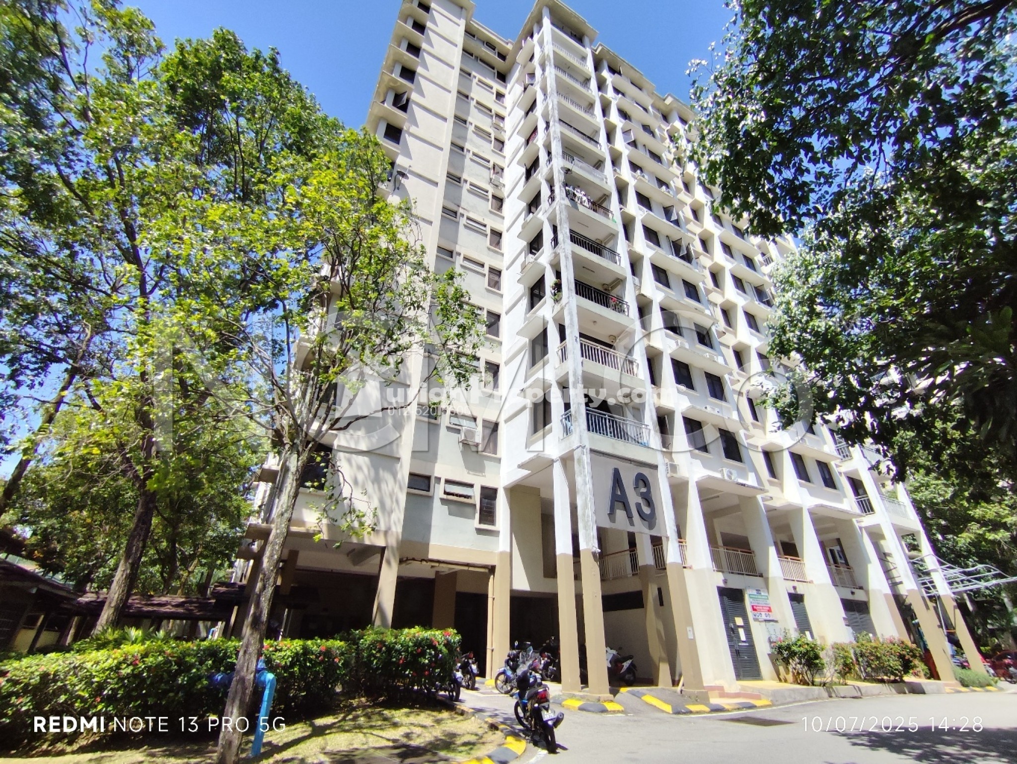 Condo For Auction at Cyberia SmartHomes