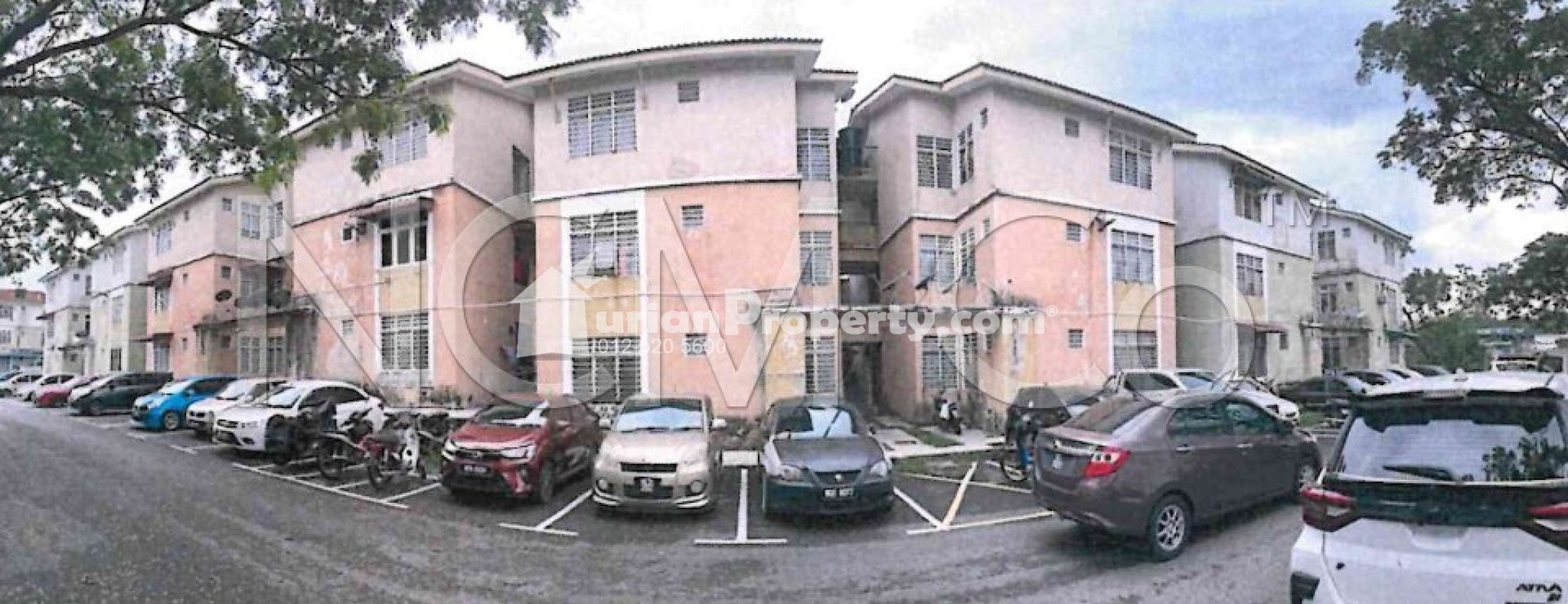 Apartment For Auction at Matahari Apartment