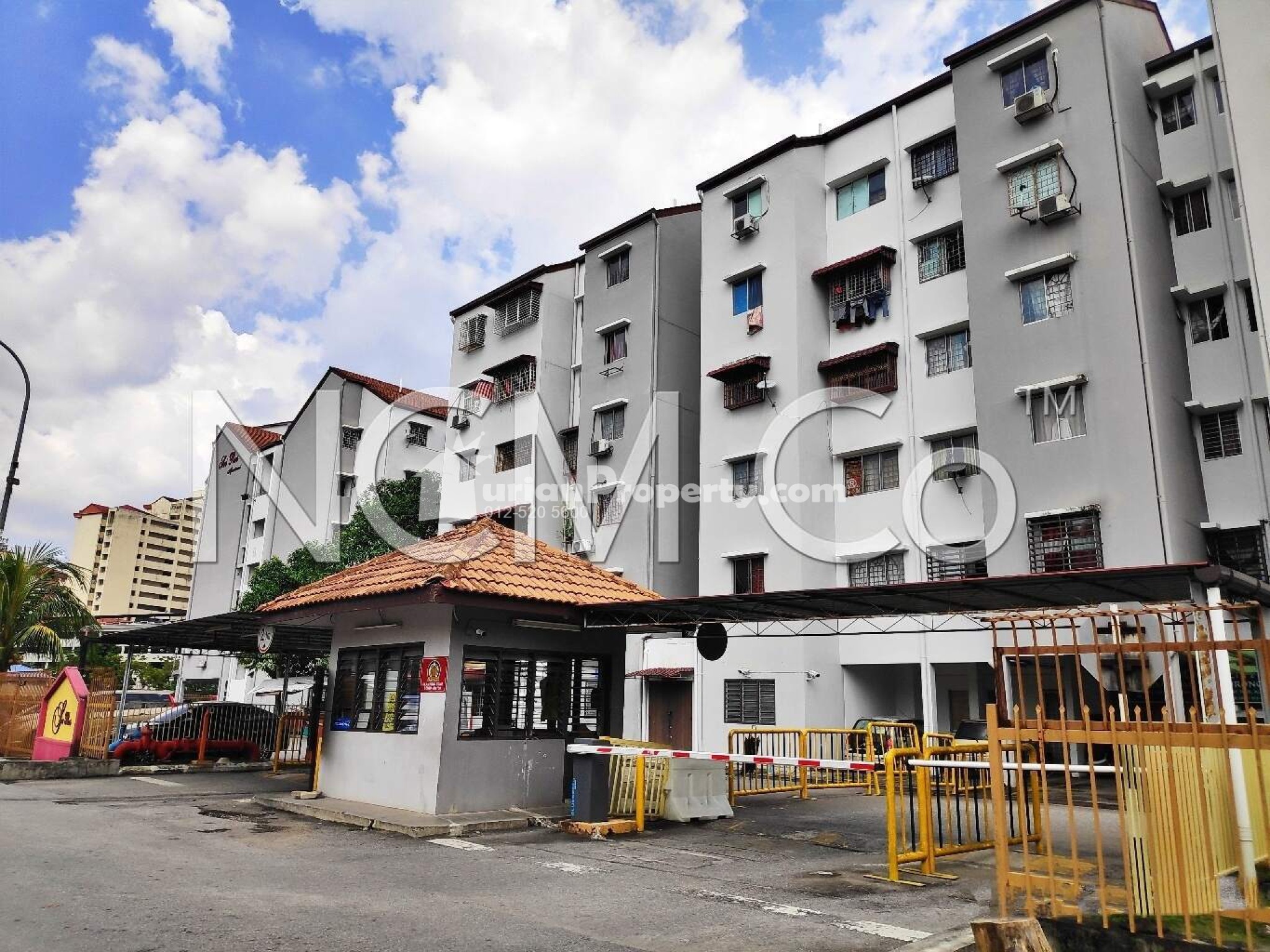 Apartment For Auction at Sri Ros Apartment