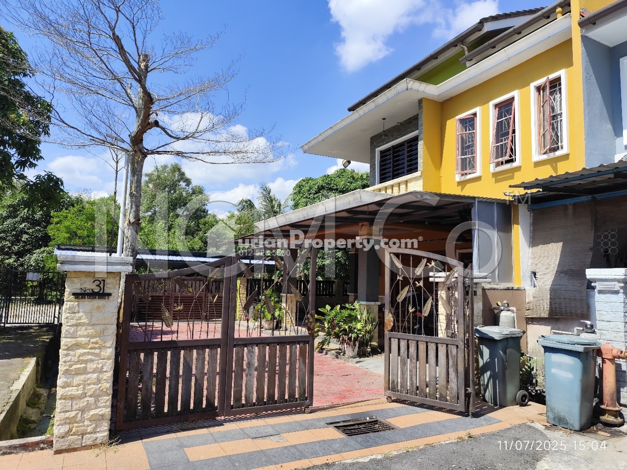 Terrace House For Auction at Taman Tasik Biru
