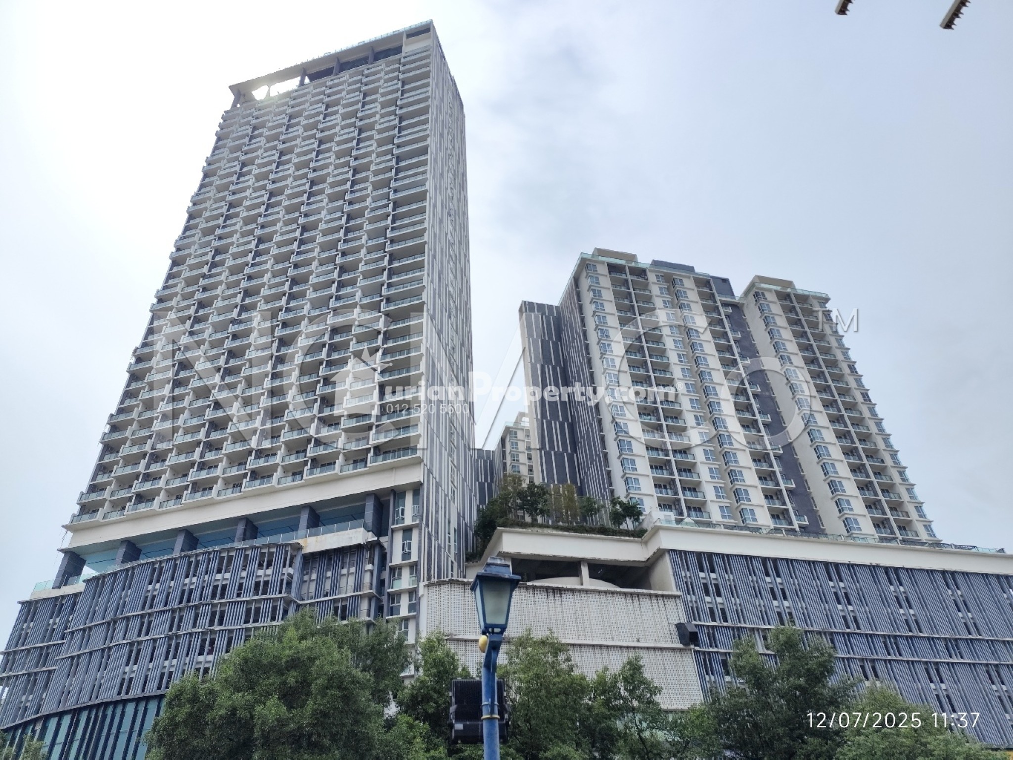 Serviced Residence For Auction at The Shore