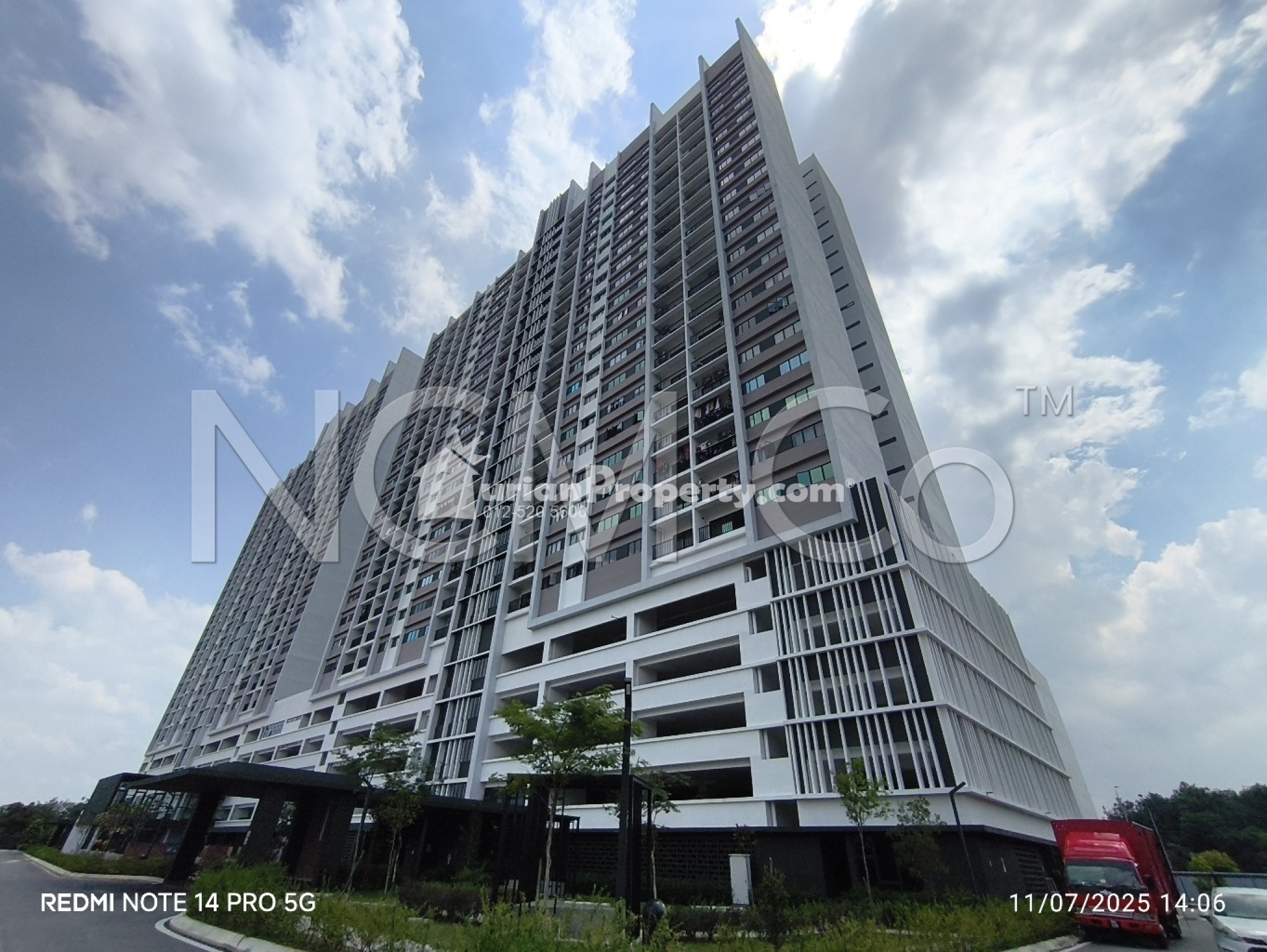 Apartment For Auction at Zahra Residensi