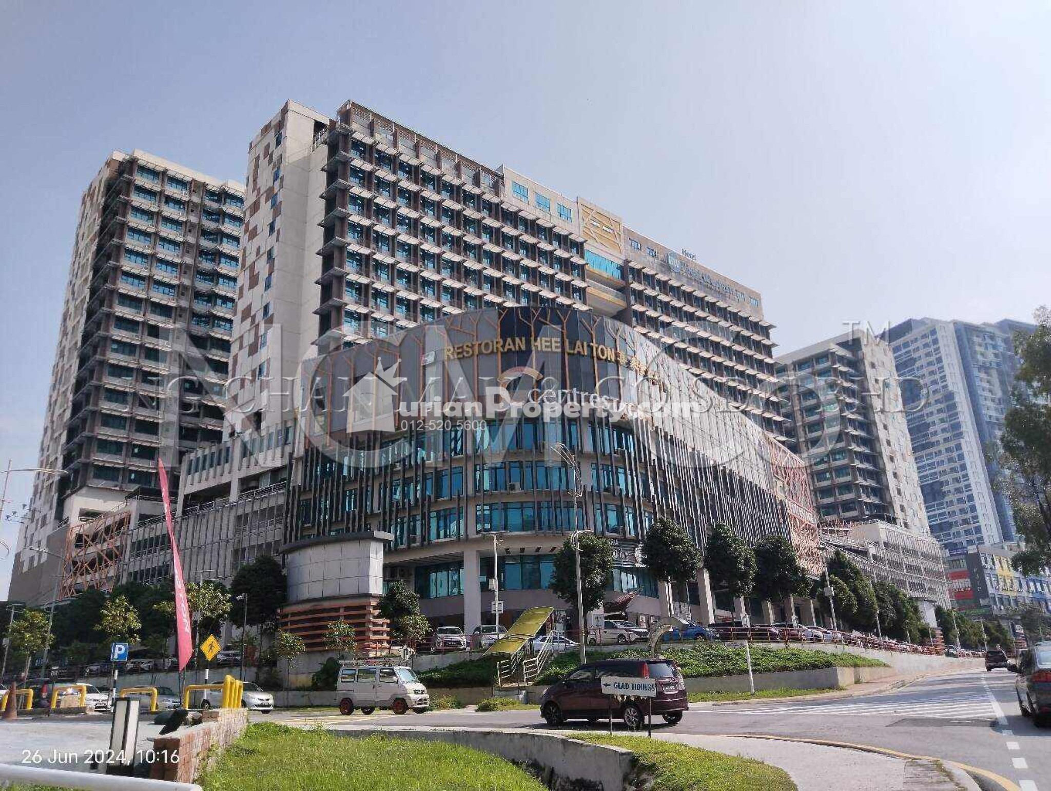 Serviced Residence For Auction at Centrestage