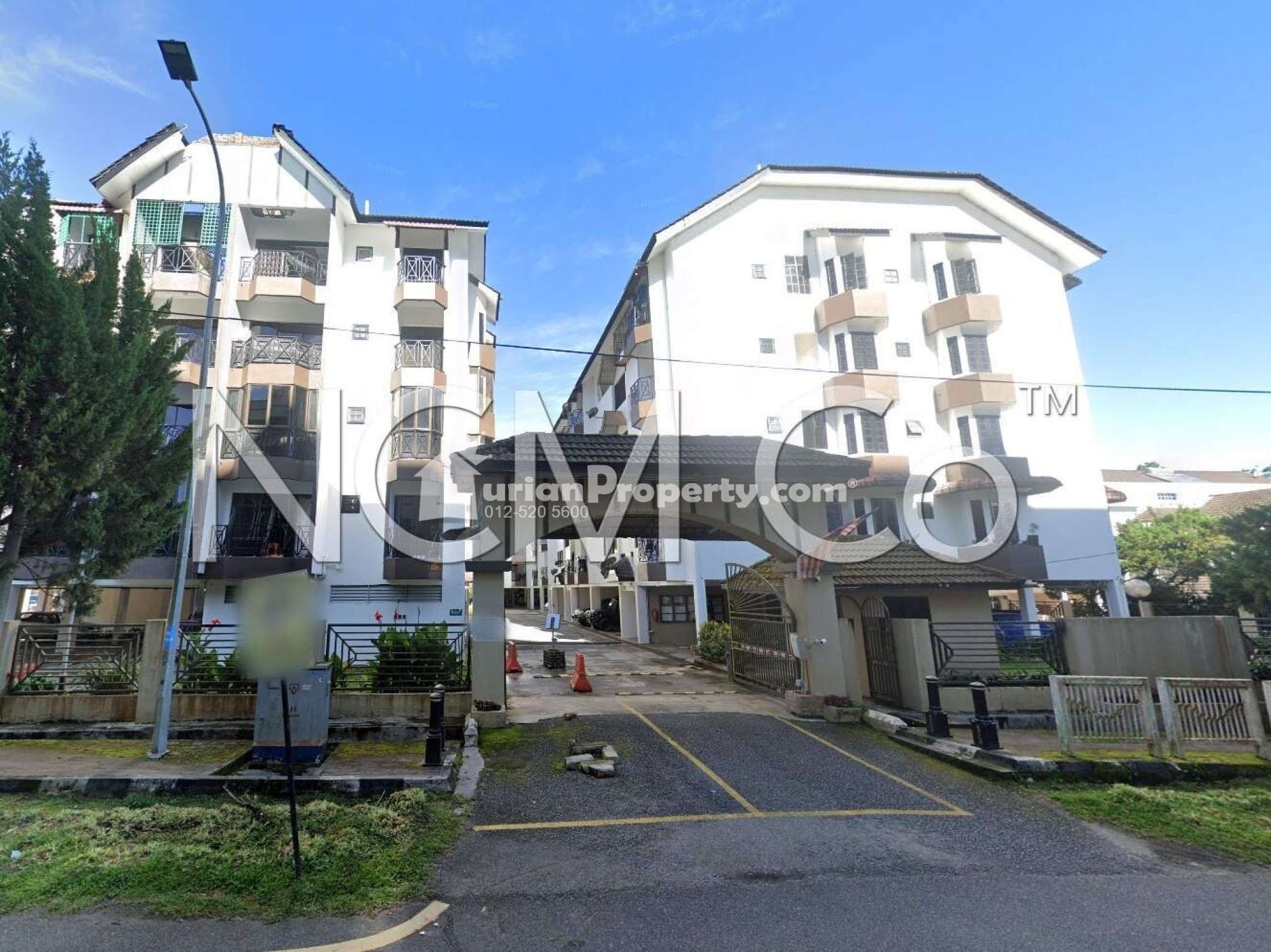 Apartment For Auction at Parkview Apartment