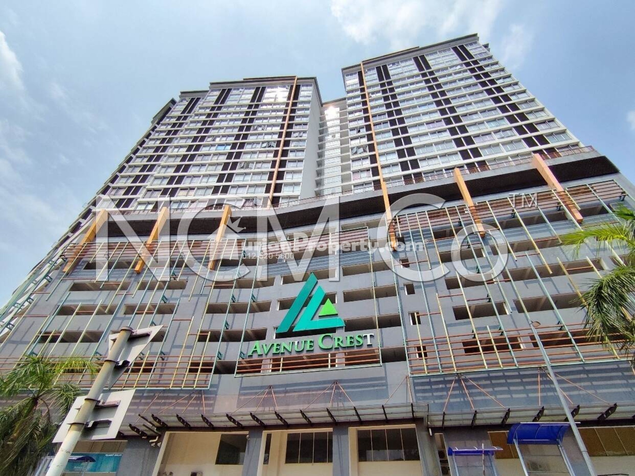 Office For Auction at Avenue Crest