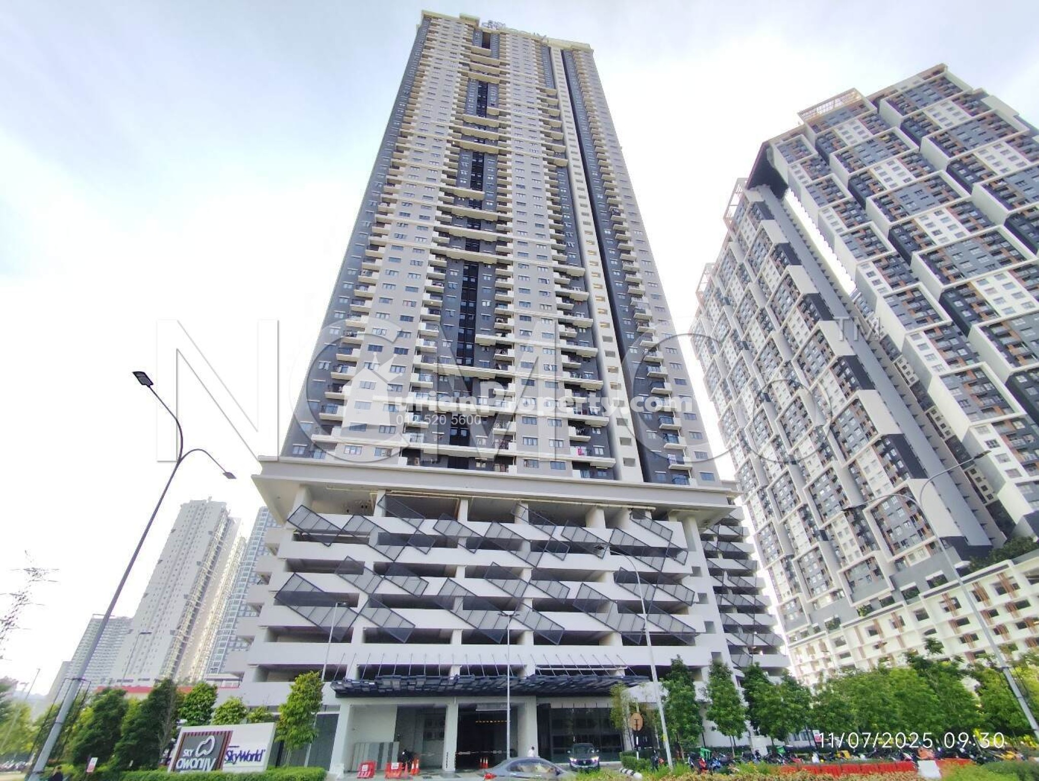 Apartment For Auction at Sky Awani 4