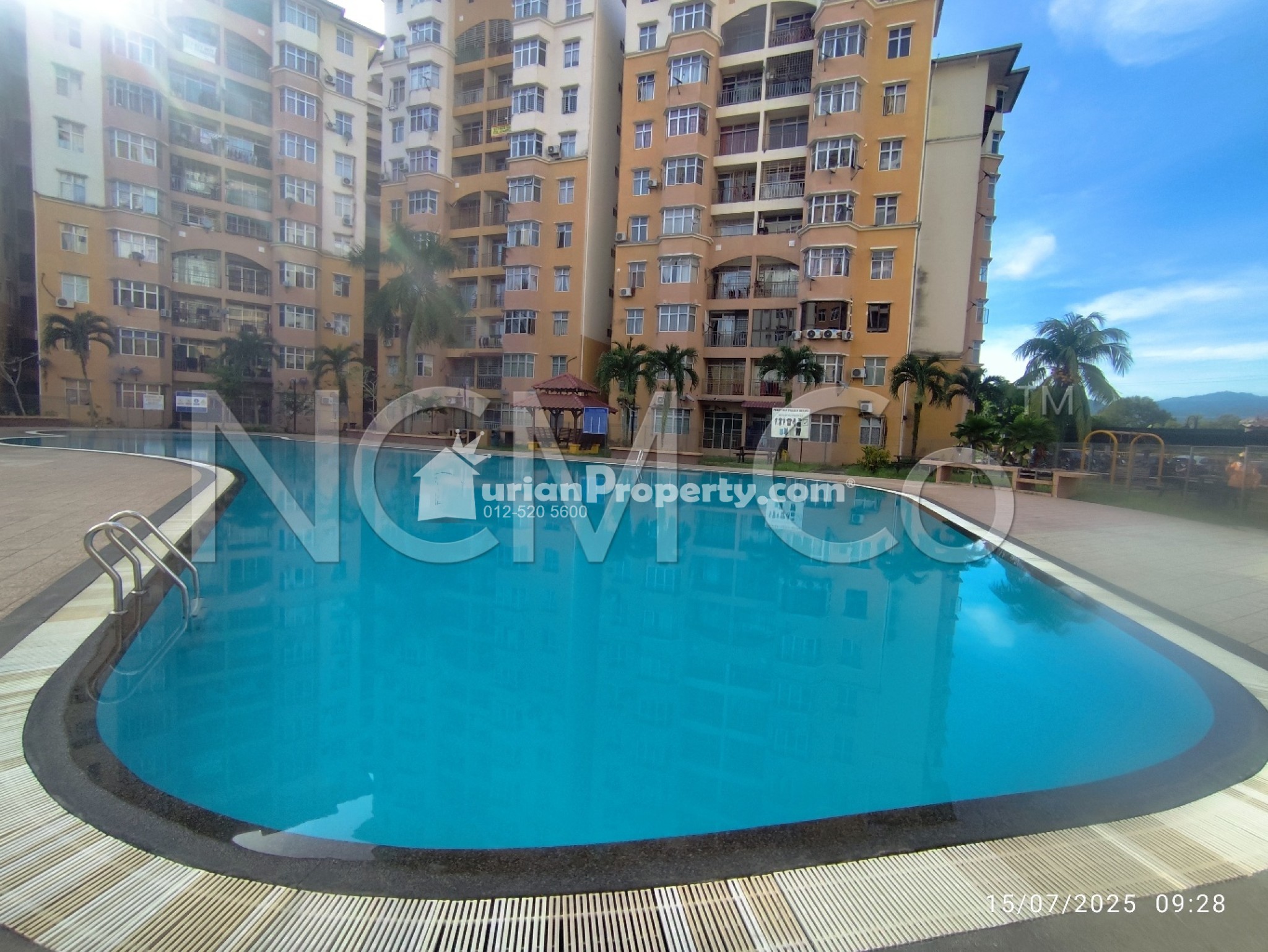 Apartment For Auction at Sri Palma Villa