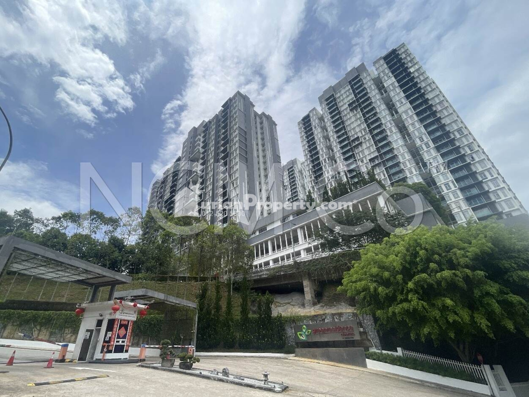 Condo For Auction at Green Residence